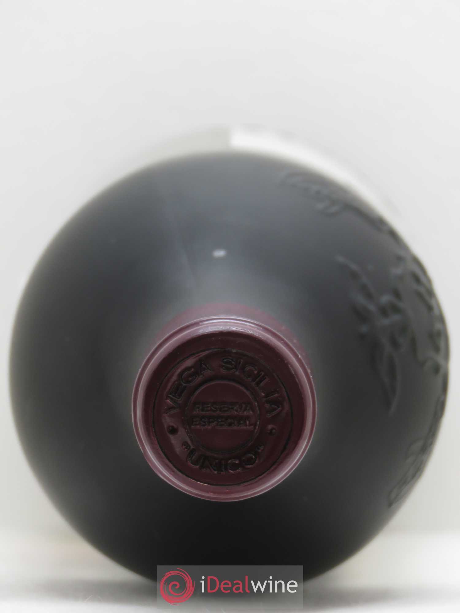 Ribera Del Duero Vega Sicilia Unico Reserva Especial Famille Alvarez 1989, 1990 et 1994 - Lot de 1 bouteille - 2
