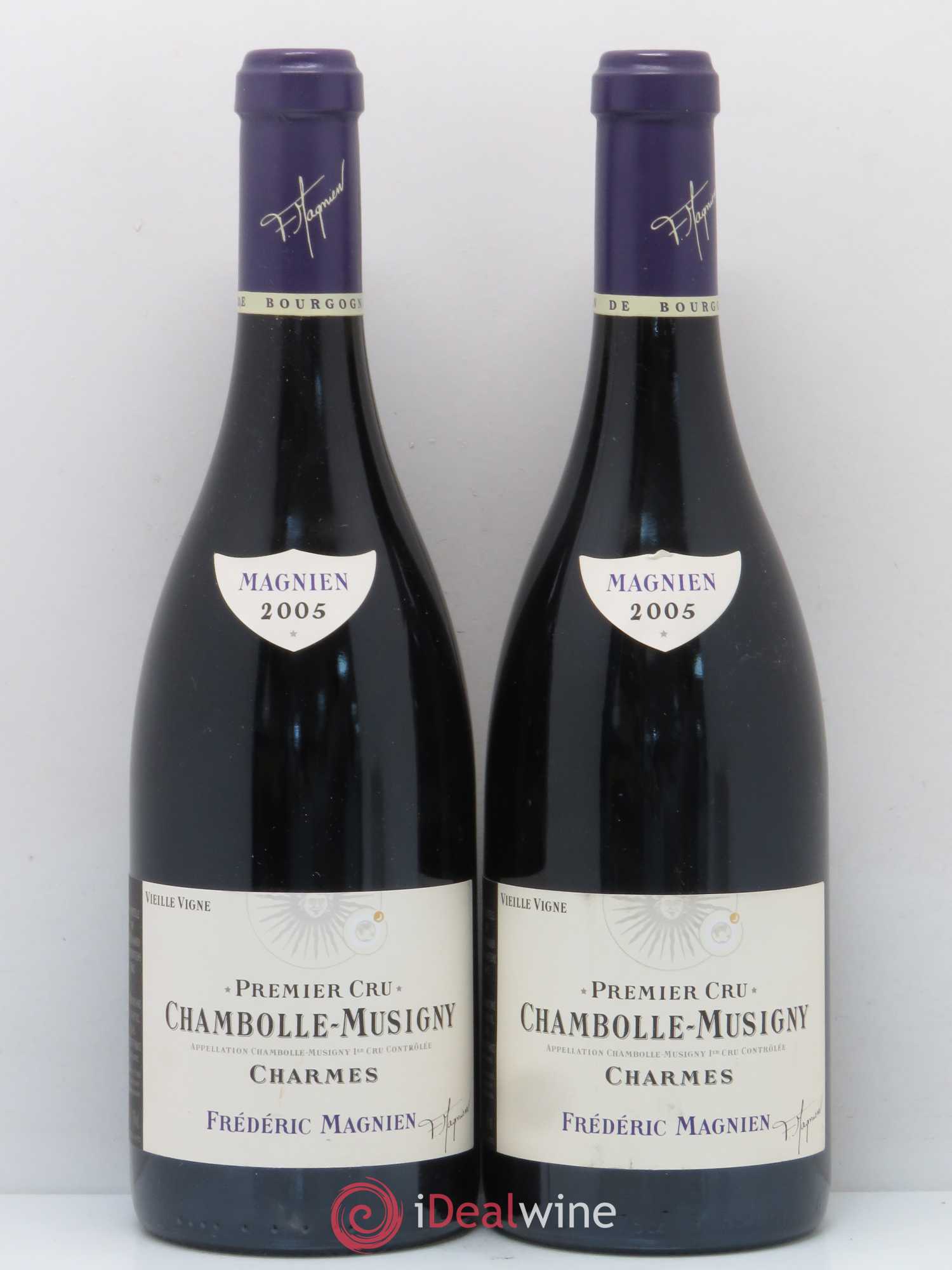 Chambolle-Musigny 1er Cru Charmes vieilles vignes M Magnien 2005 - Posten von 2 Flaschen - 0