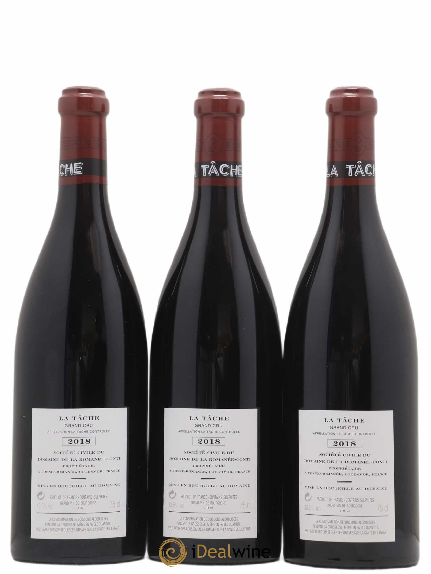 Assortiment 2018 du Domaine de la Romanée-Conti Domaine de la Romanée-Conti 2 caisses de 6 bouteilles (1 Corton, 1 Montrachet, 2 Echezeaux, 1 Grands Echezeaux, 2 Romanée Saint Vivant, 1 Richebourg, 3 La Tache, 1 Romanée Conti) 2018 - Lot de 12 bouteilles - 2