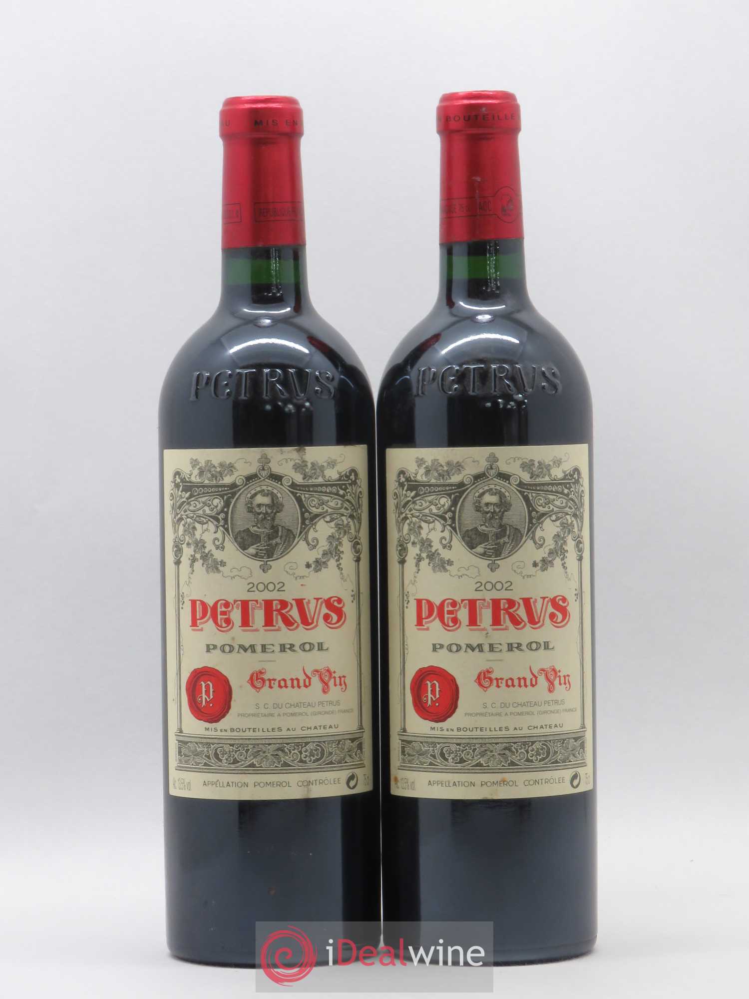 Petrus 2002 - Lot de 2 bouteilles - 0