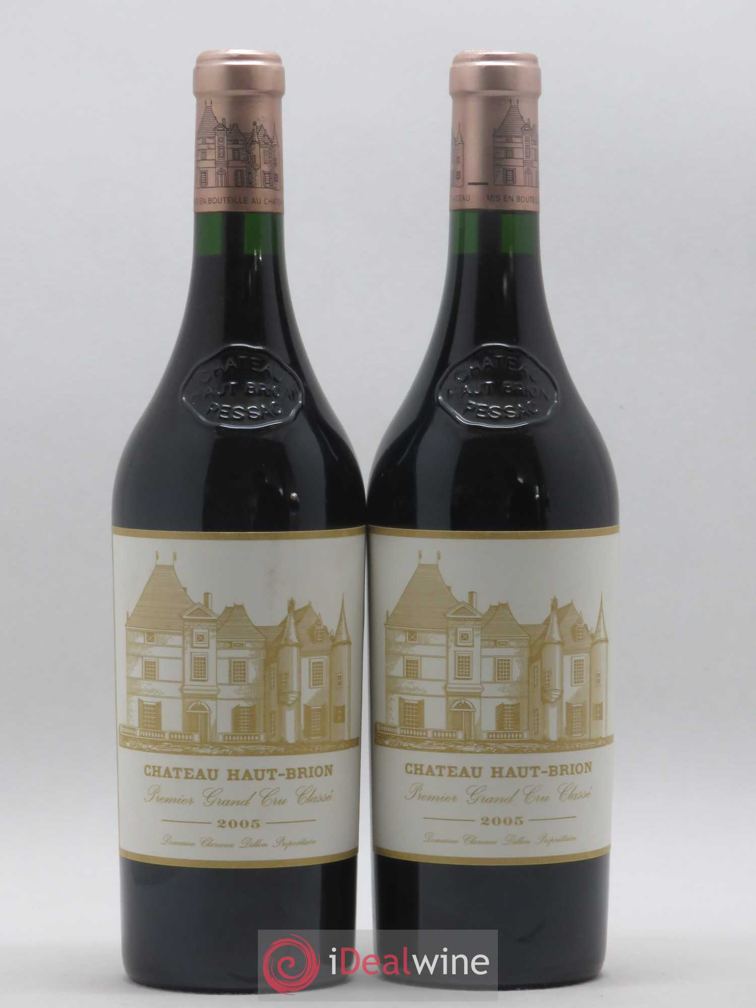 Château Haut Brion 1er Grand Cru Classé 2005 - Lot de 2 bouteilles - 0