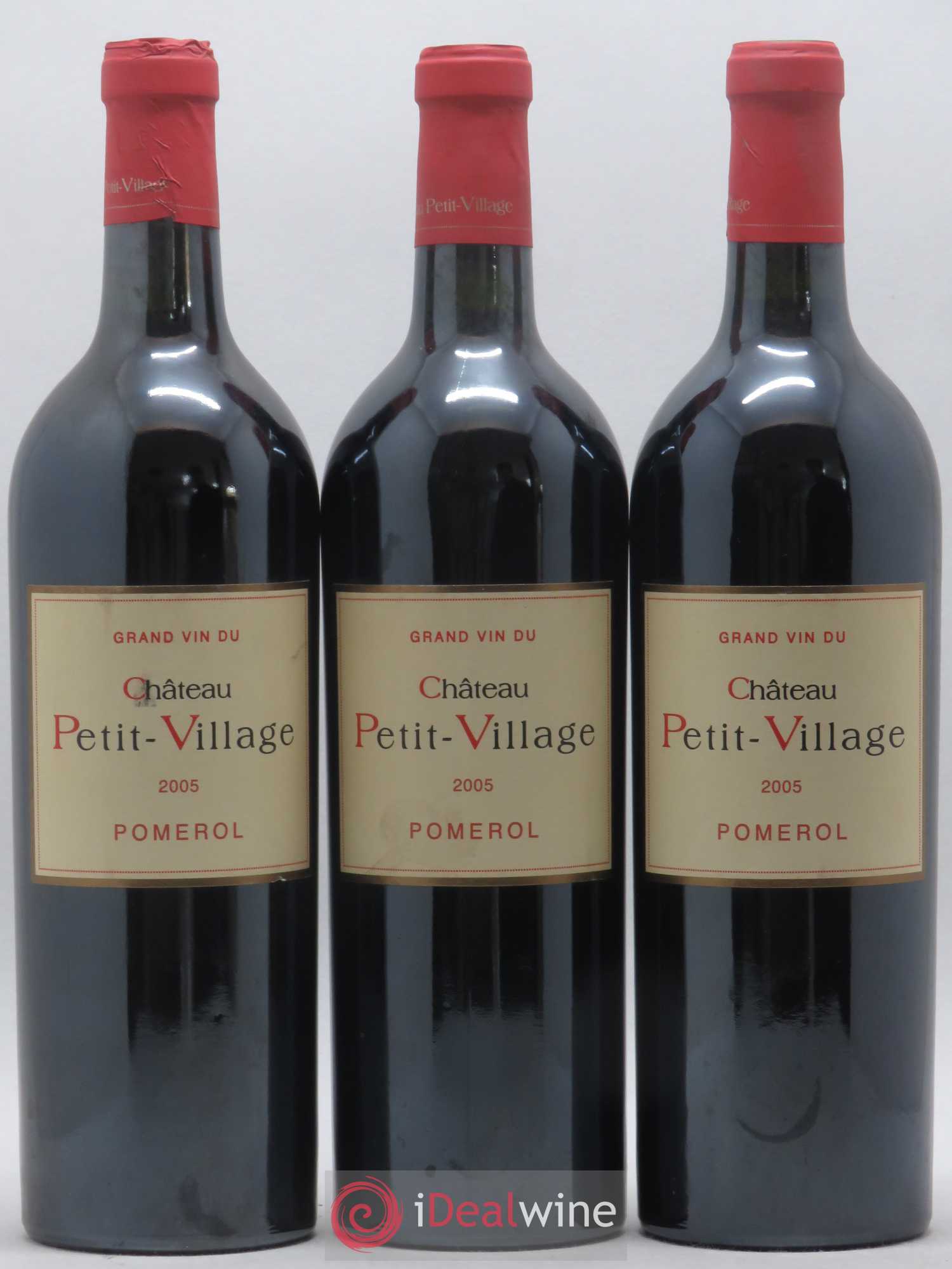 Château Petit Village 2005 - Lot de 3 bouteilles - 0