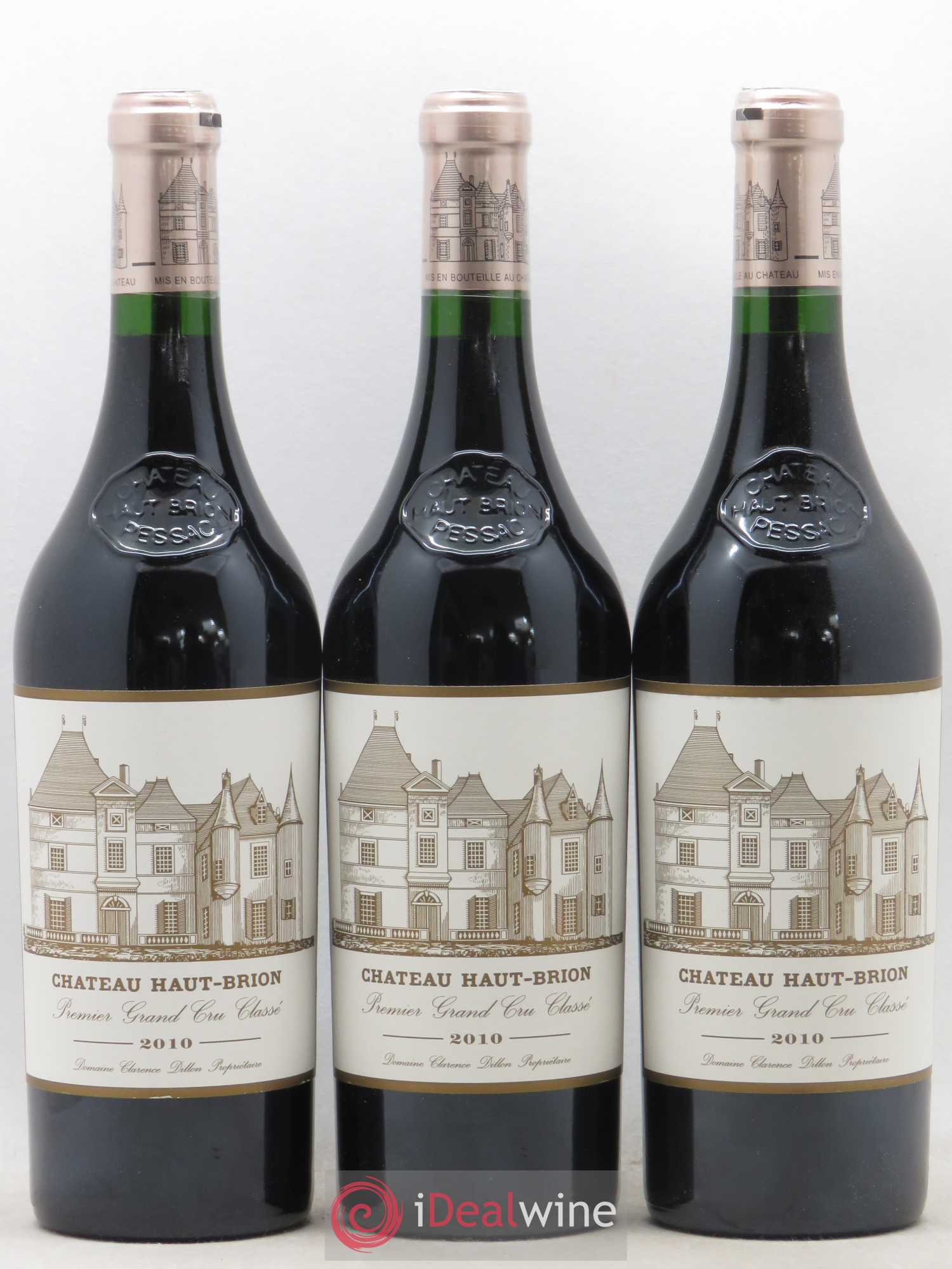 Château Haut Brion 1er Grand Cru Classé 2010 - Lot de 3 bouteilles - 0