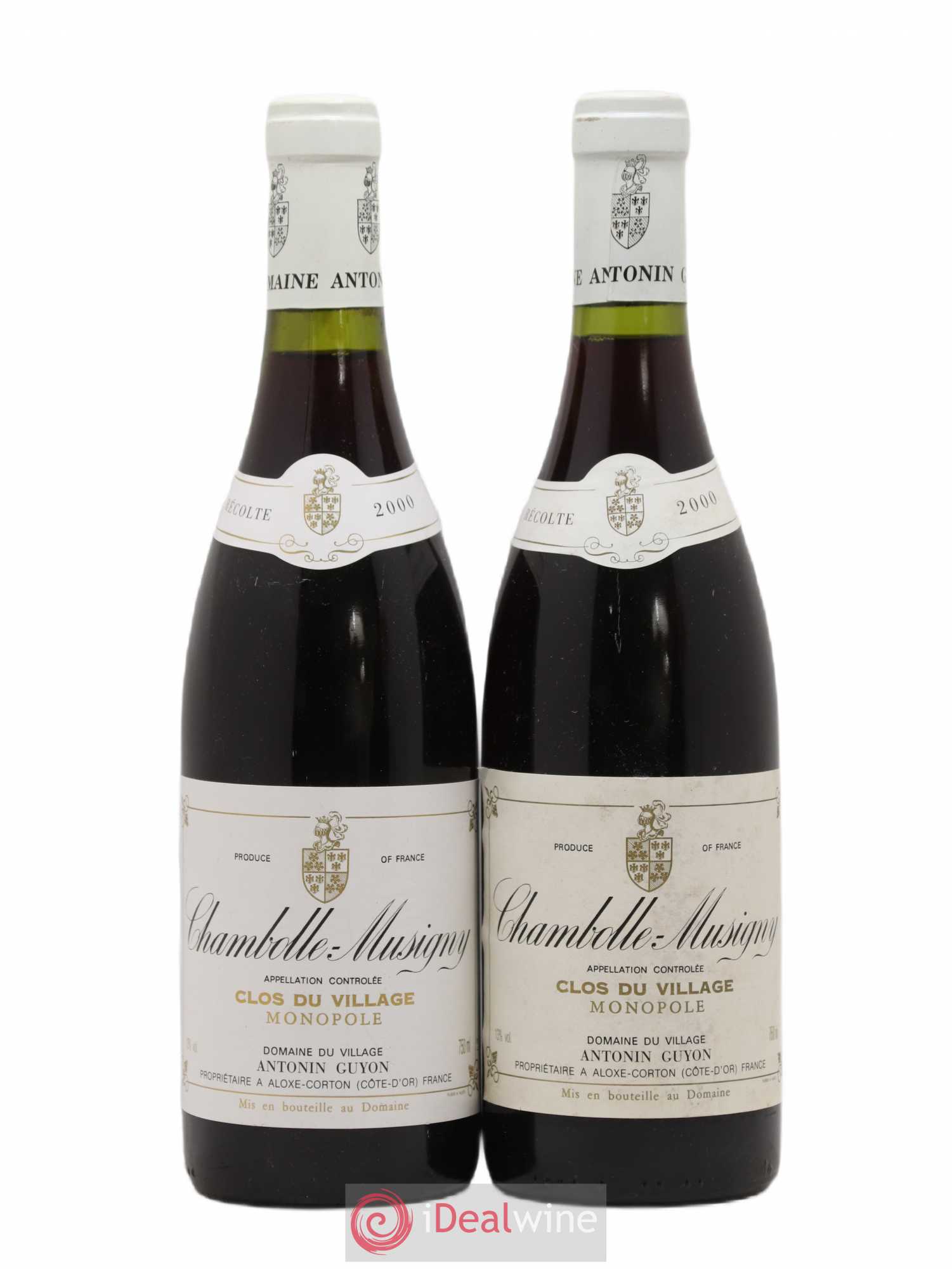 Chambolle-Musigny Clos Du Village Antonin Guyon 2000 - Posten von 2 Flaschen - 0