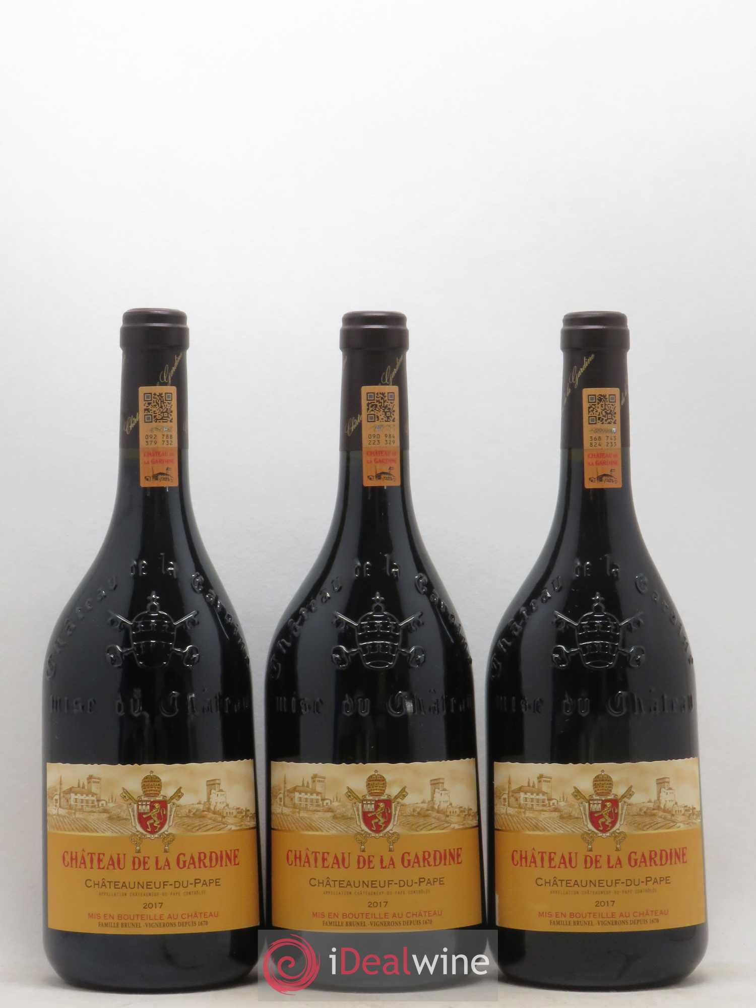Châteauneuf-du-Pape Château de La Gardine Famille Brunel 2017 - Lot de 3 bouteilles - 0