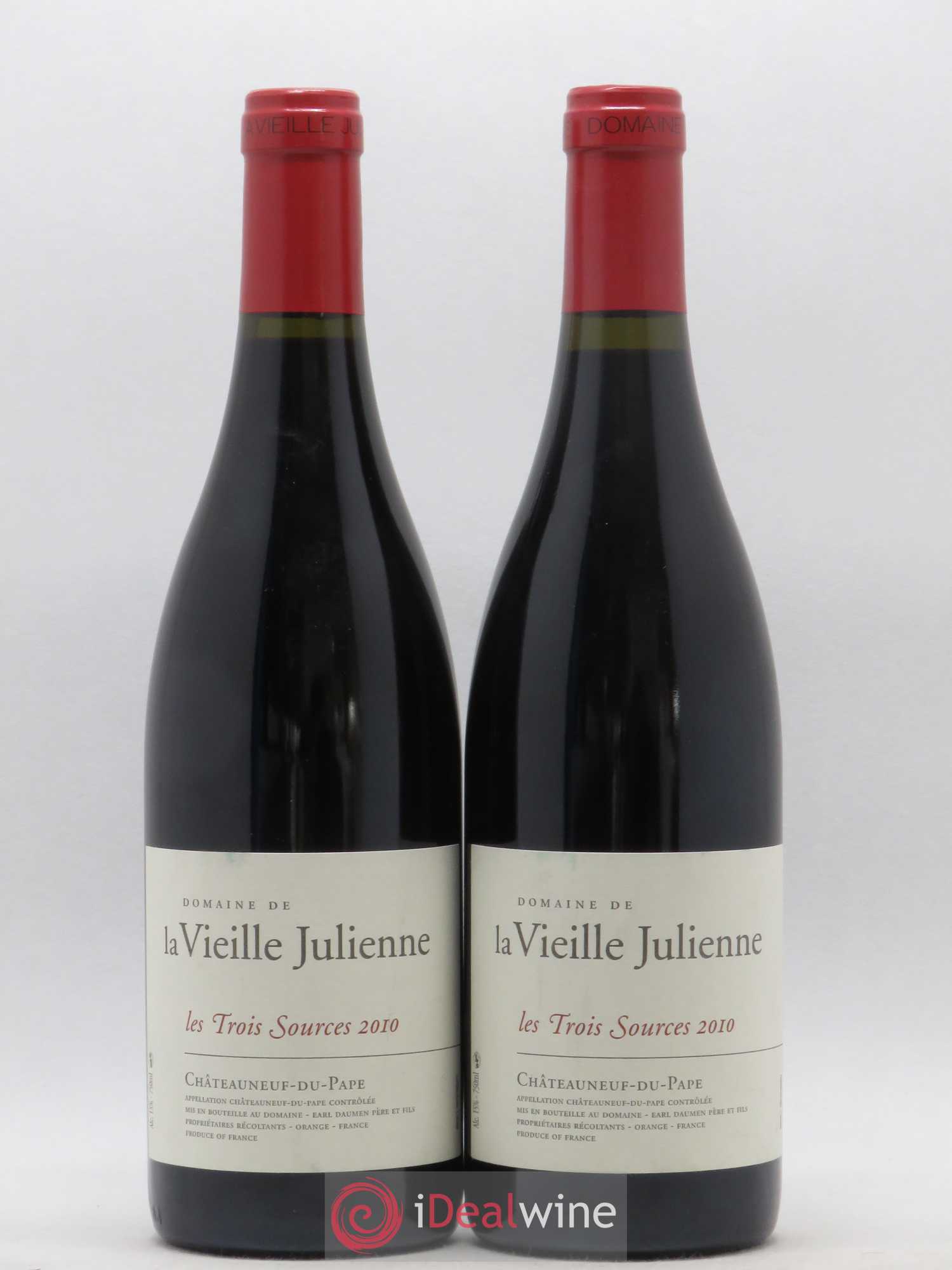 Châteauneuf-du-Pape Vieille Julienne (Domaine de la) Les Trois Sources Jean-Paul Daumen 2010 - Lot de 2 bouteilles - 0