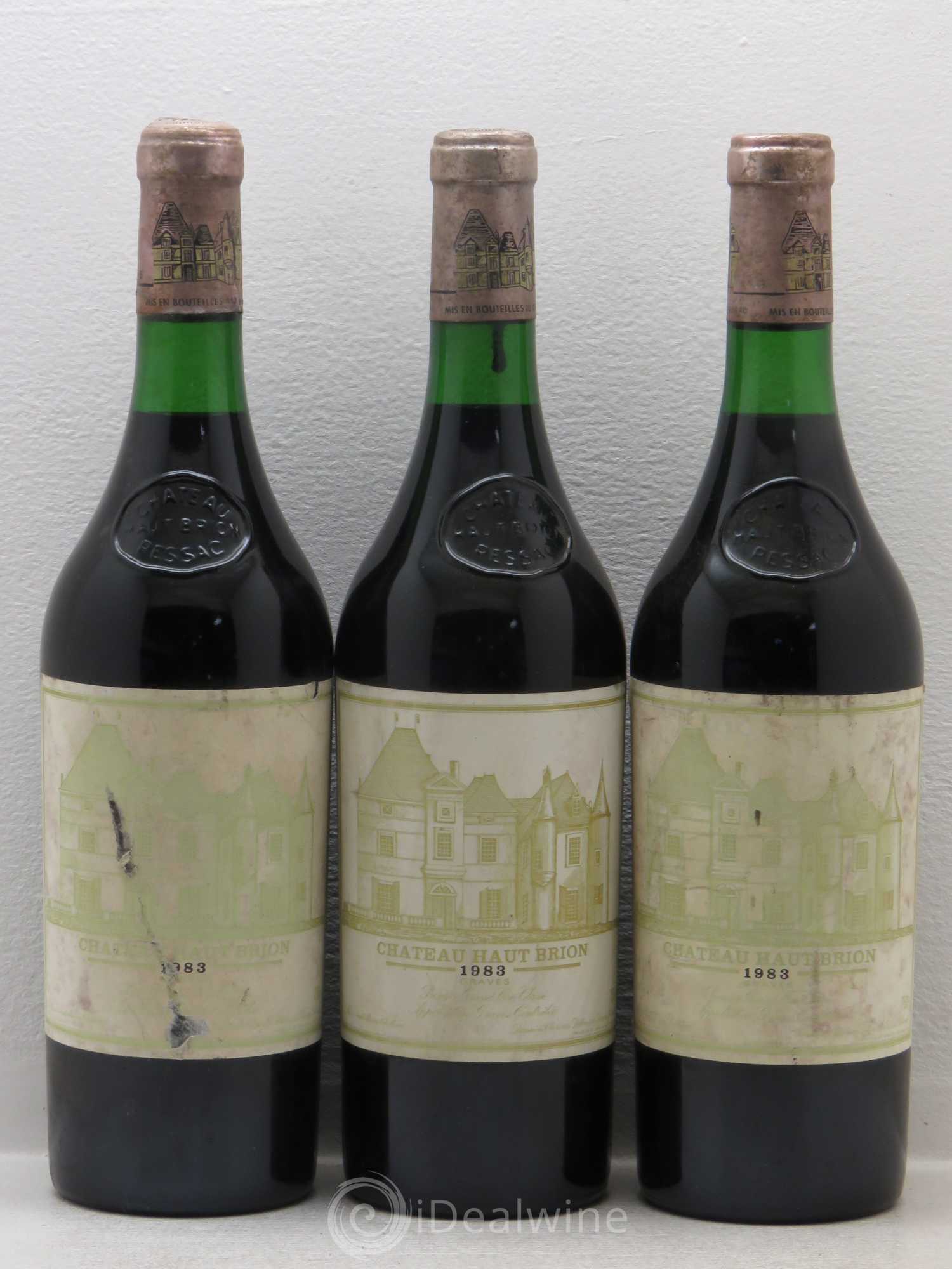 Château Haut Brion 1er Grand Cru Classé 1983 - Lot de 3 bouteilles - 0