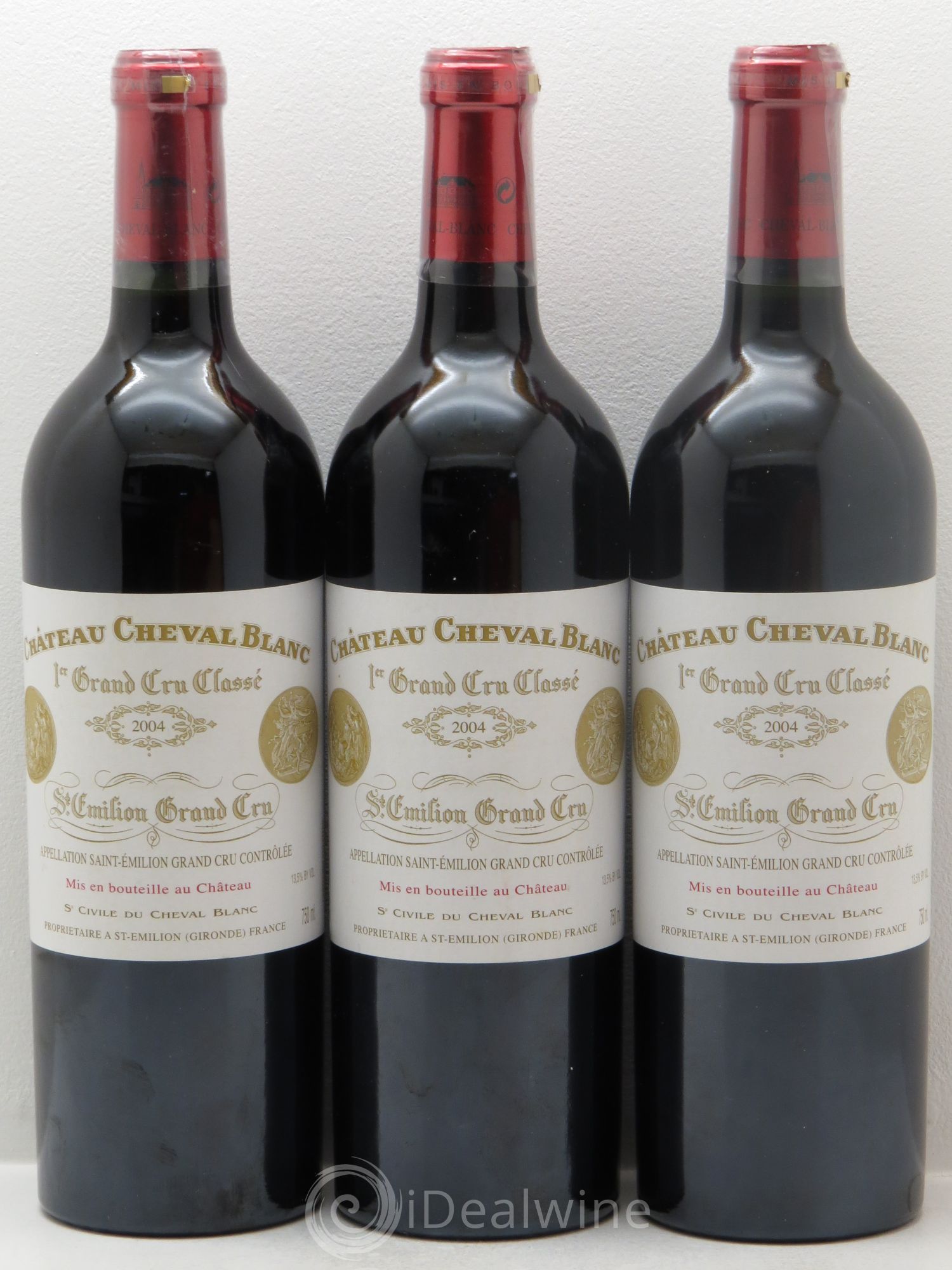 Château Cheval Blanc 1er Grand Cru Classé A 2004 - Lot de 3 bouteilles - 0