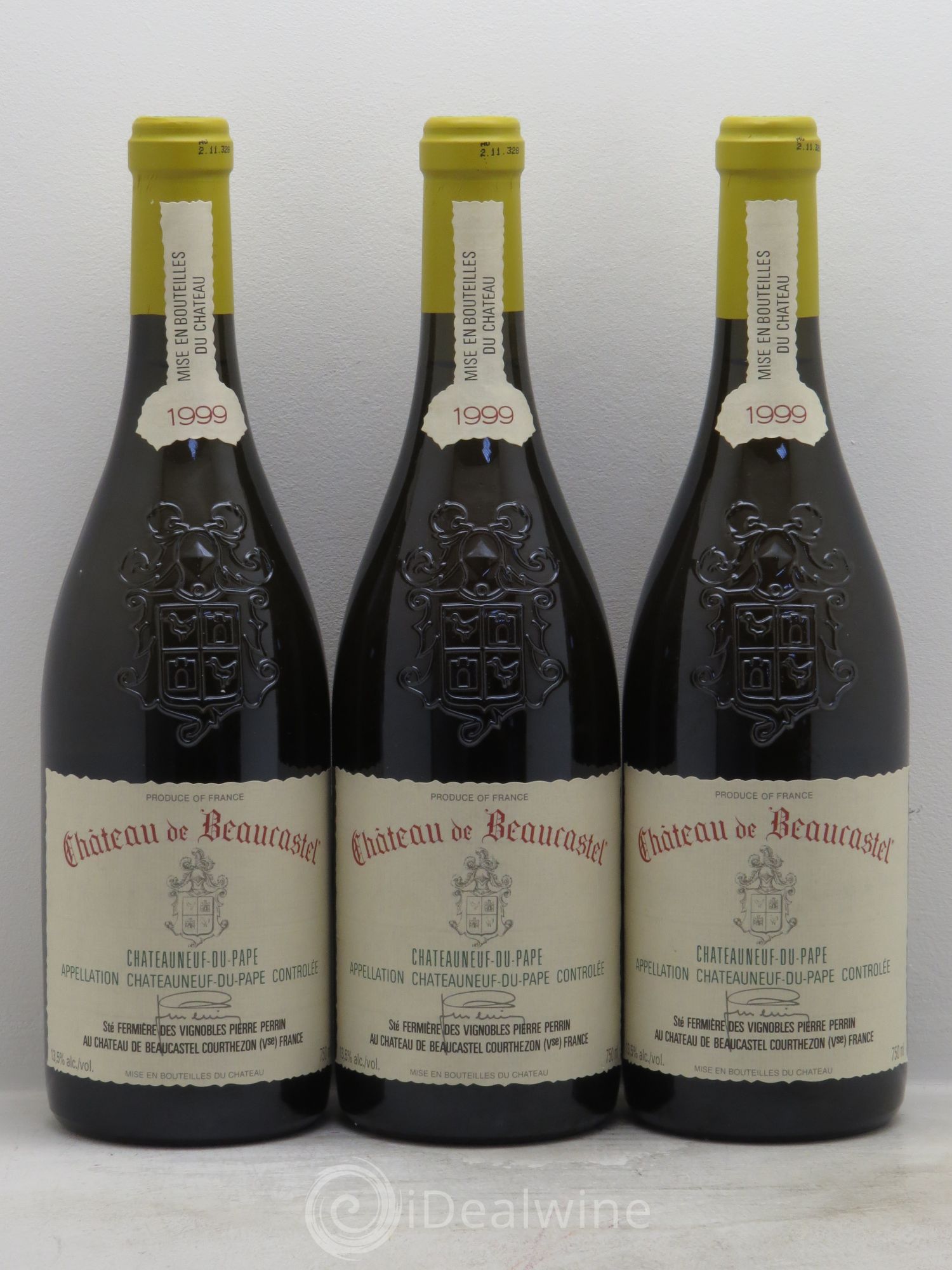 Châteauneuf-du-Pape Château de Beaucastel Famille Perrin 1999 - Lot de 3 bouteilles - 0