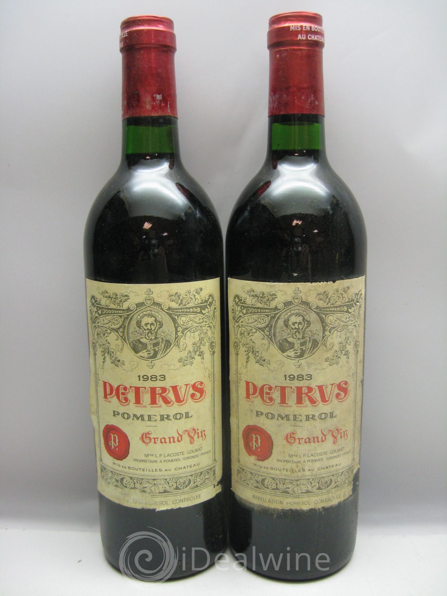 Petrus Caisse bois très abimée et humide 1983 - Posten von 12 Flaschen - 5