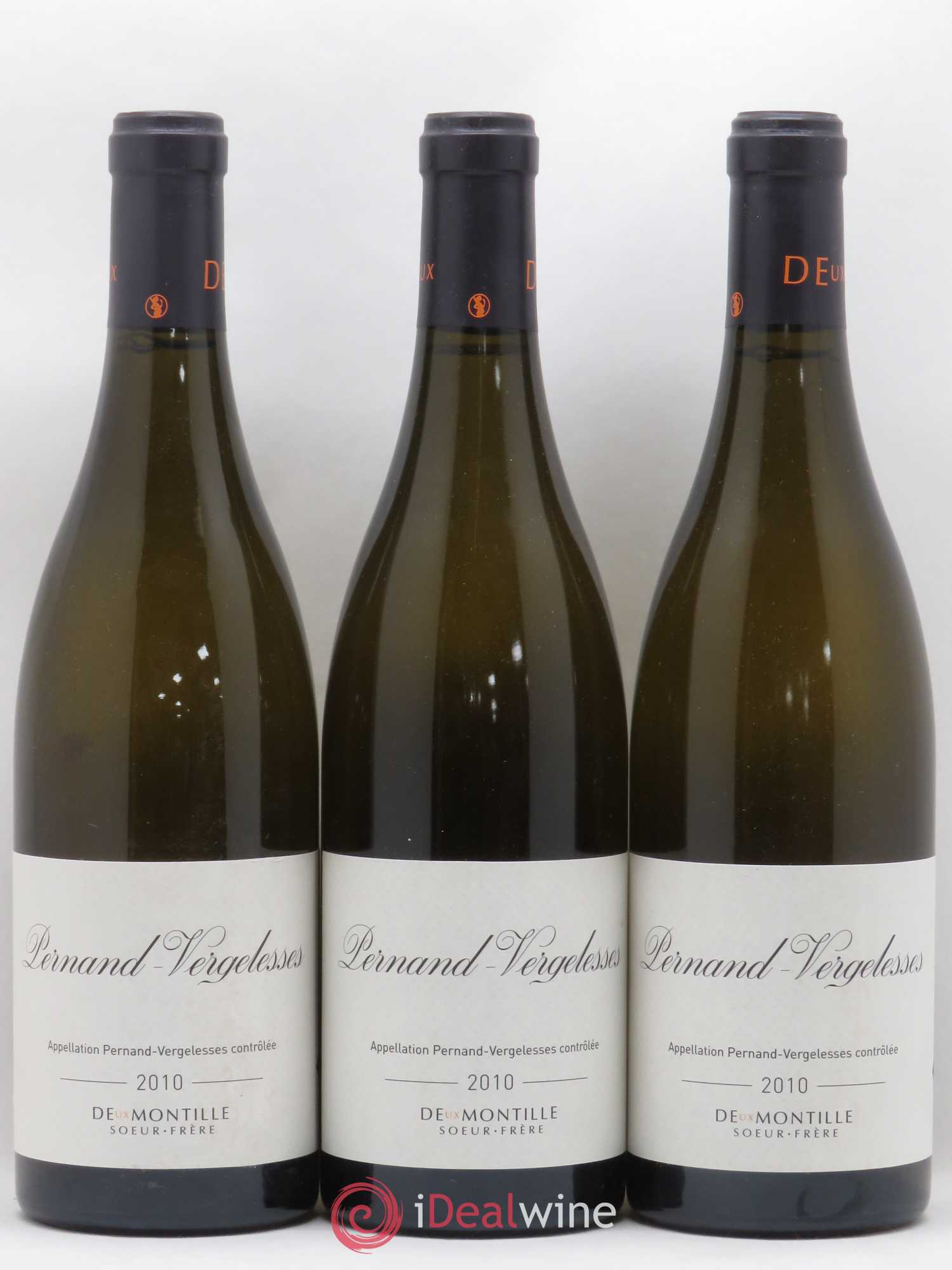 Pernand-Vergelesses De(ux) Montille Soeurs et Frères 2010 - Posten von 3 Flaschen - 0