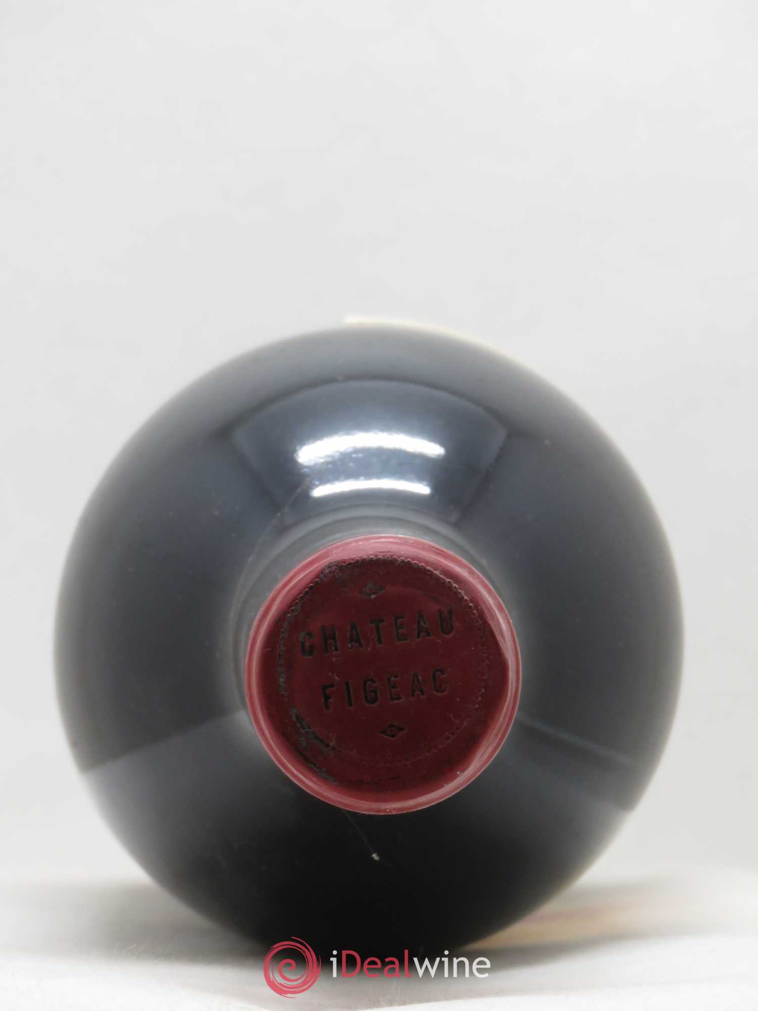 Château Figeac 1er Grand Cru Classé A 1982 - Lot de 3 bouteilles - 3
