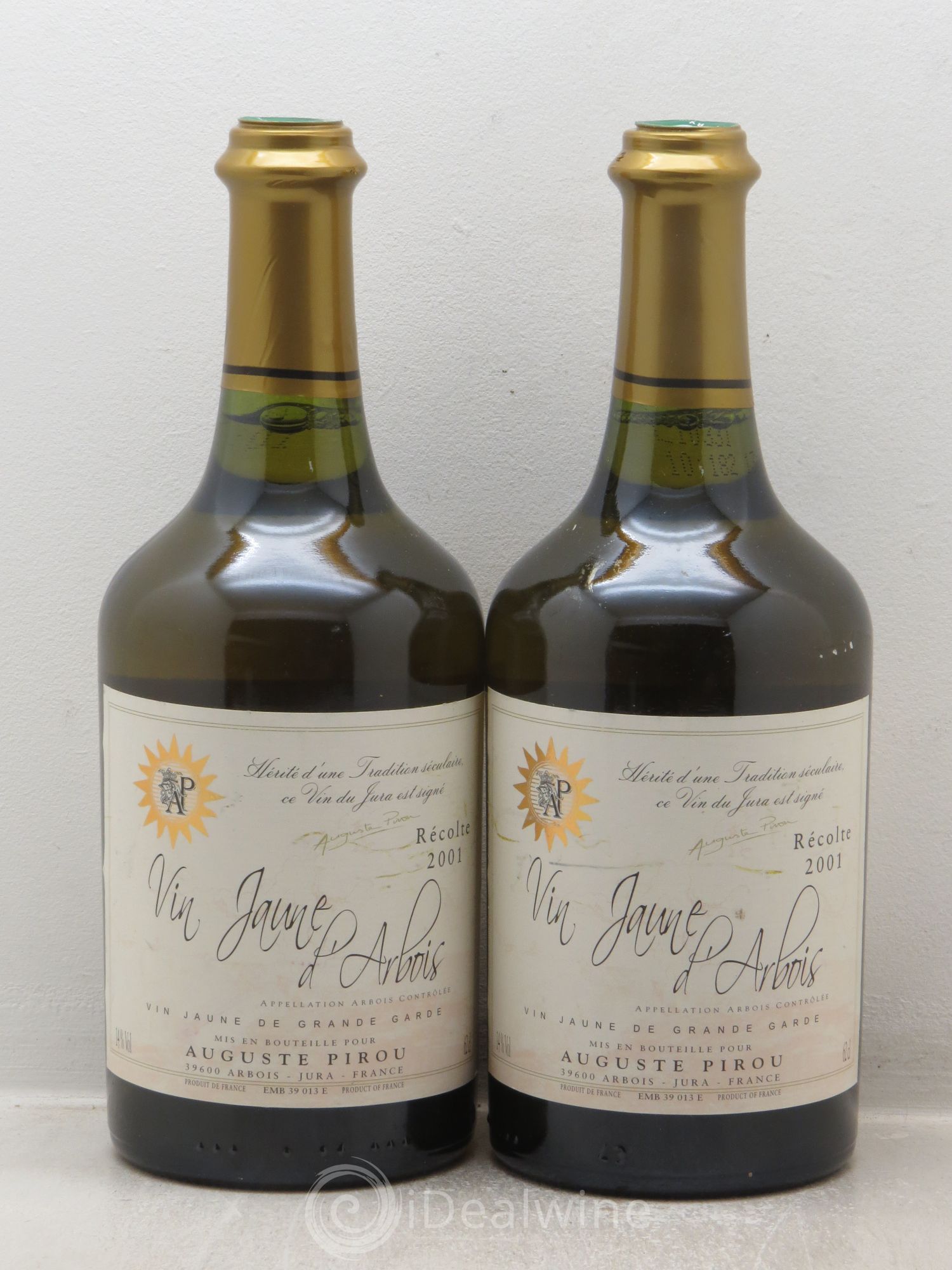 Arbois Vin Jaune Auguste Pirou (sans prix de réseve) 2001 - Posten von 2 Flaschen - 0