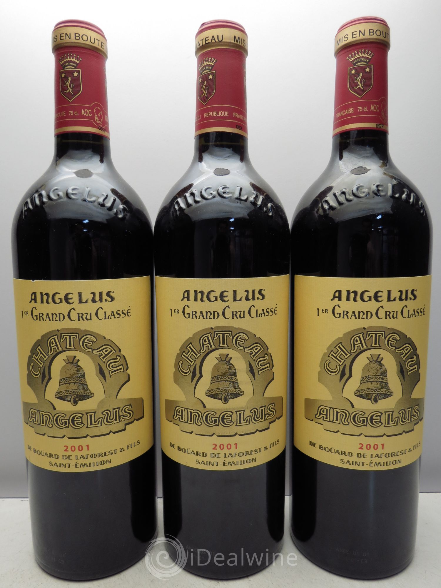 Château Angélus 1er Grand Cru Classé A 2001 - Lot de 3 bouteilles - 0