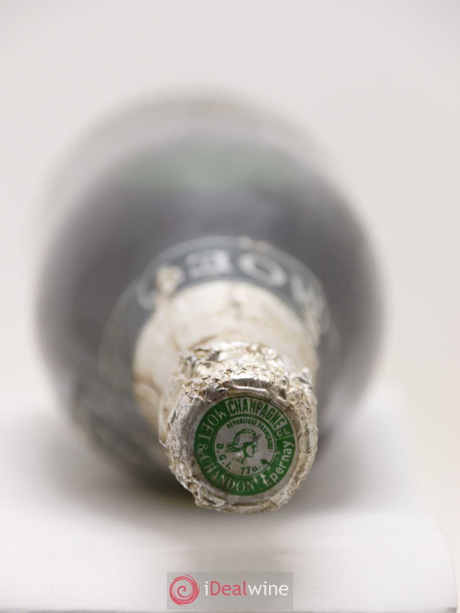 Champagne Moet et Chandon Silver Jubilée Cuvée 1977 - Lot of 1 bottle - 1