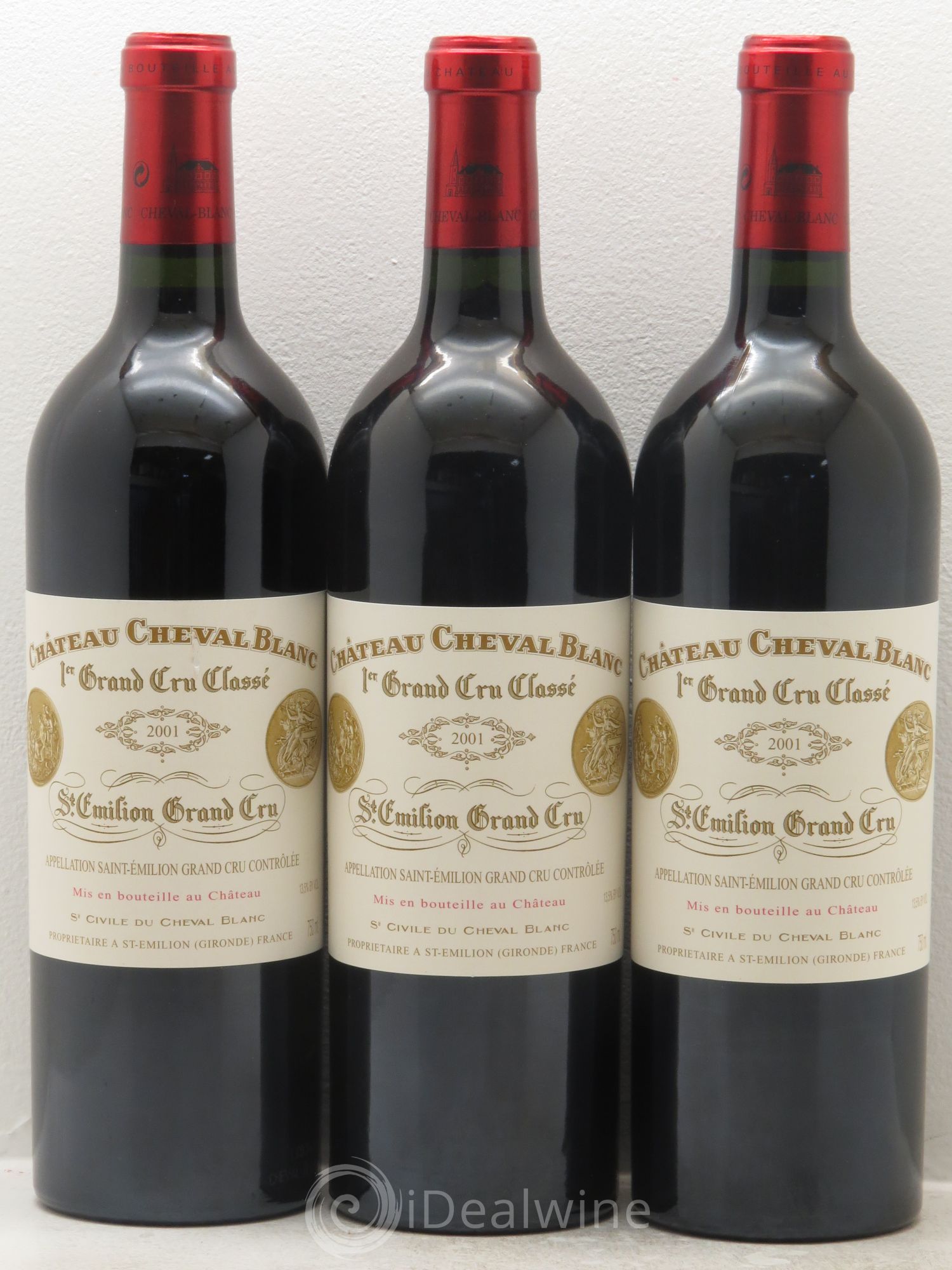Château Cheval Blanc 1er Grand Cru Classé A 2001 - Lot de 3 bouteilles - 0