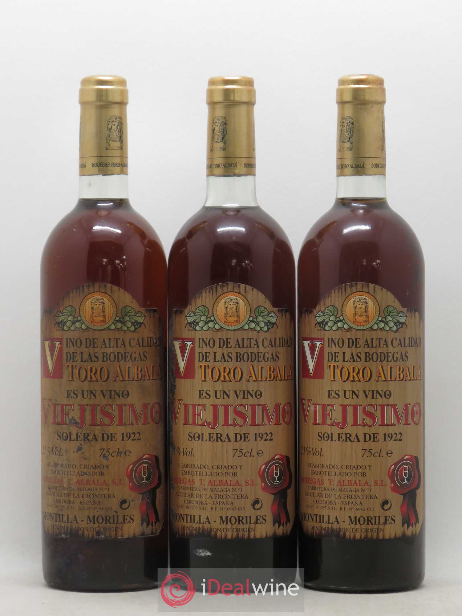 Montilla Moriles Montilla Moriles Toro Albala Viejissimo Solera - Posten von 3 Flaschen - 0