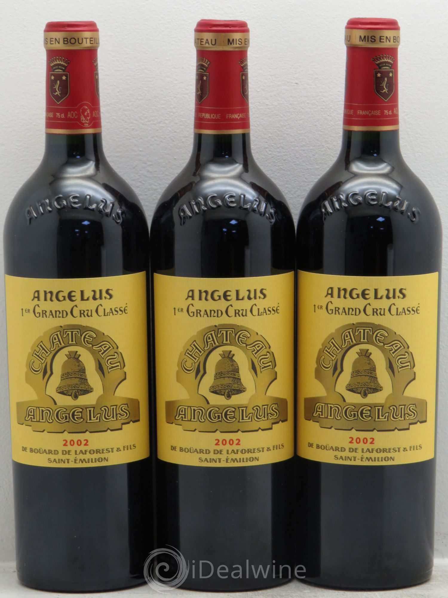 Château Angélus 1er Grand Cru Classé A 2002 - Lot de 3 bouteilles - 0