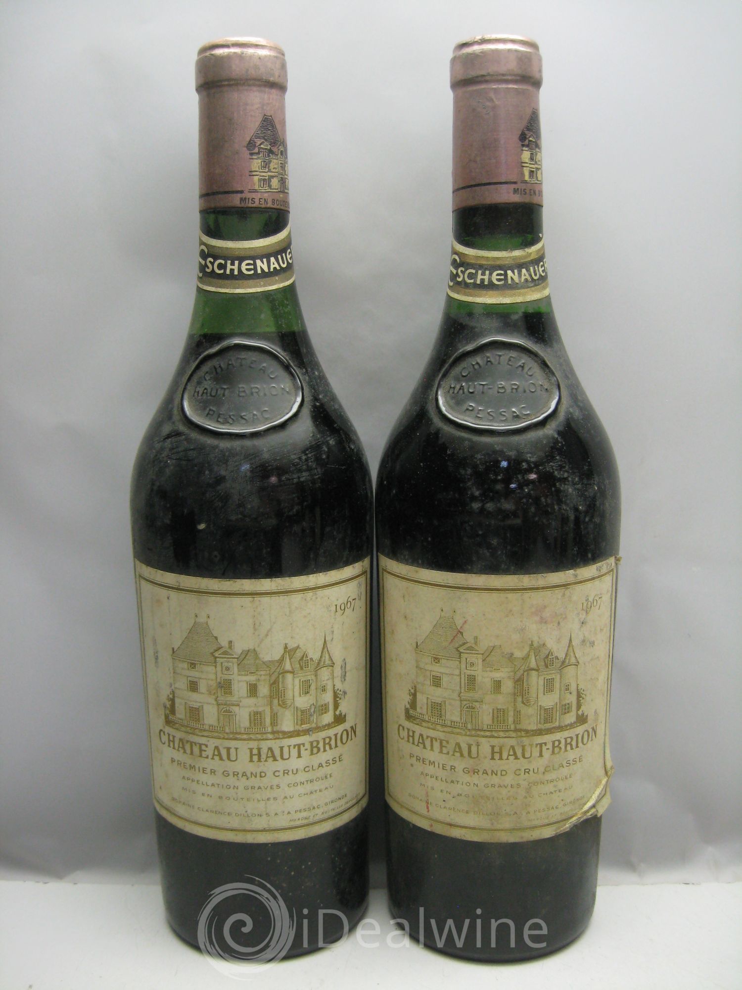 Château Haut Brion 1er Grand Cru Classé (caps.lég.abimées) 1967 - Lot de 12 bouteilles - 4