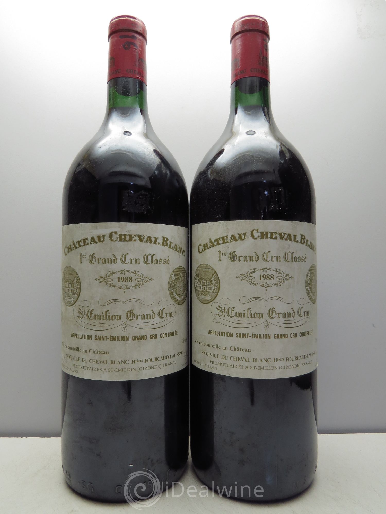 Château Cheval Blanc 1er Grand Cru Classé A REPRIS LE 23/1/2015 1988 - Lot de 2 magnums - 0