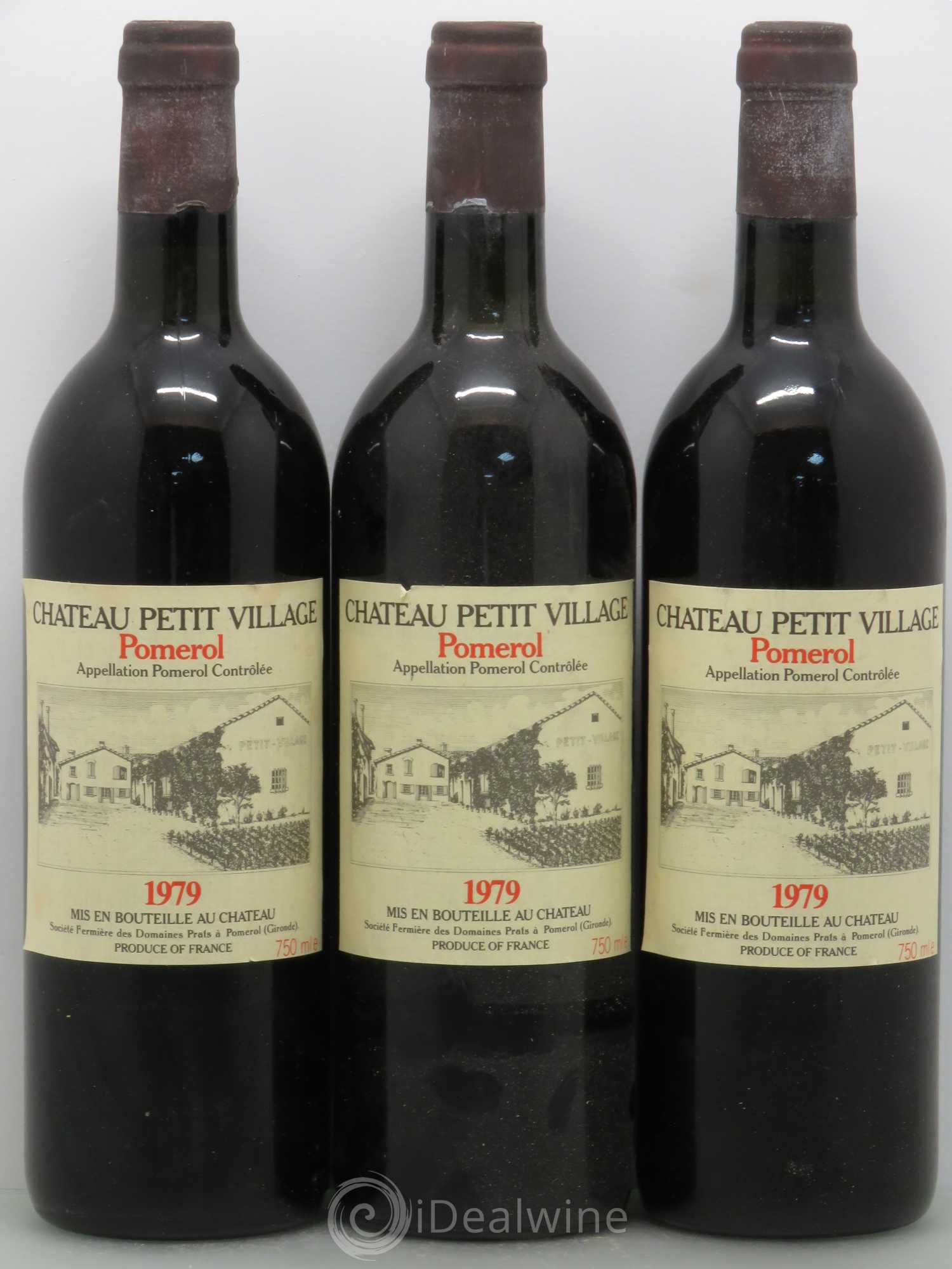 Château Petit Village 1979 - Lot de 3 bouteilles - 0