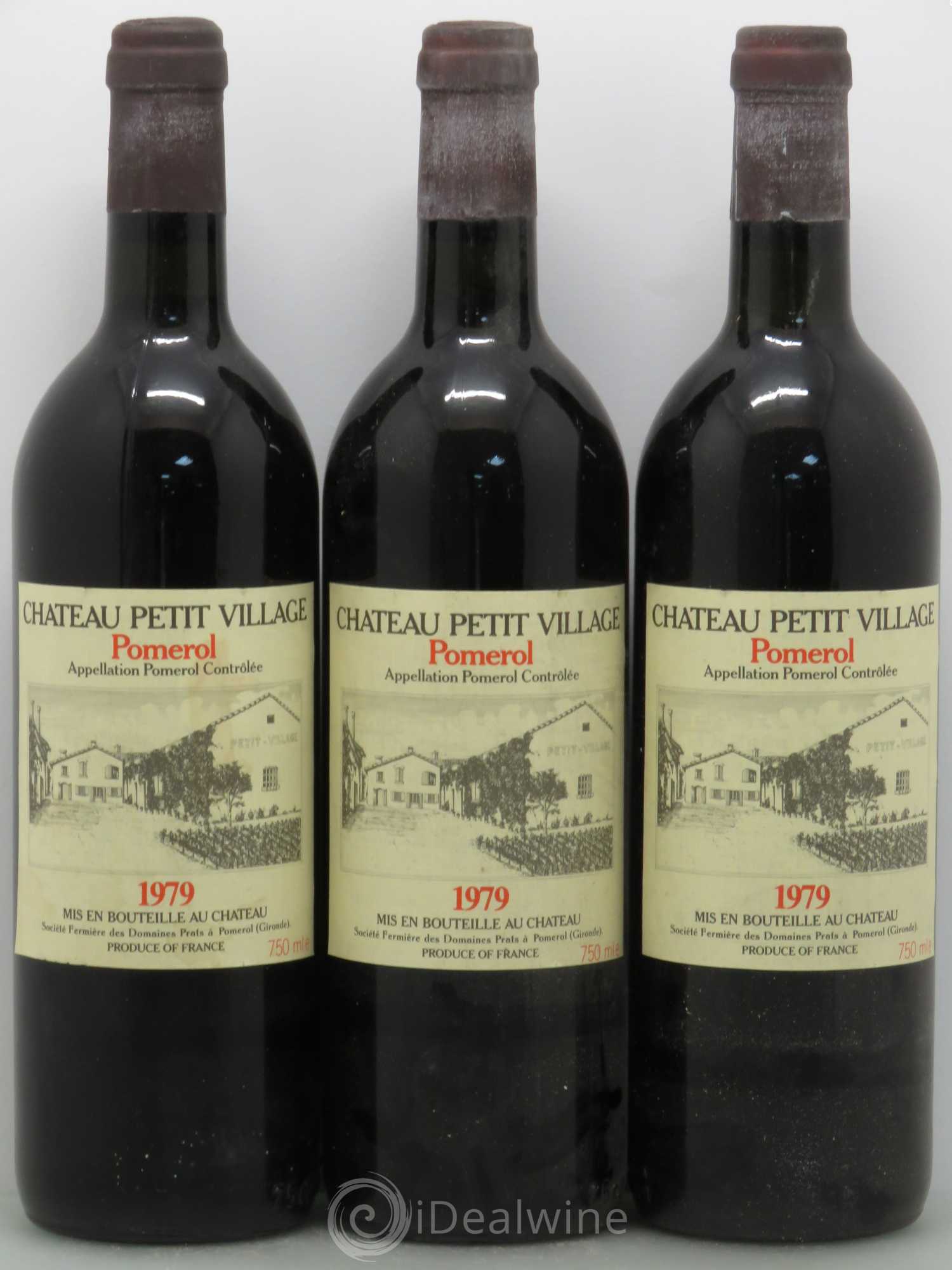 Château Petit Village 1979 - Lot de 3 bouteilles - 0