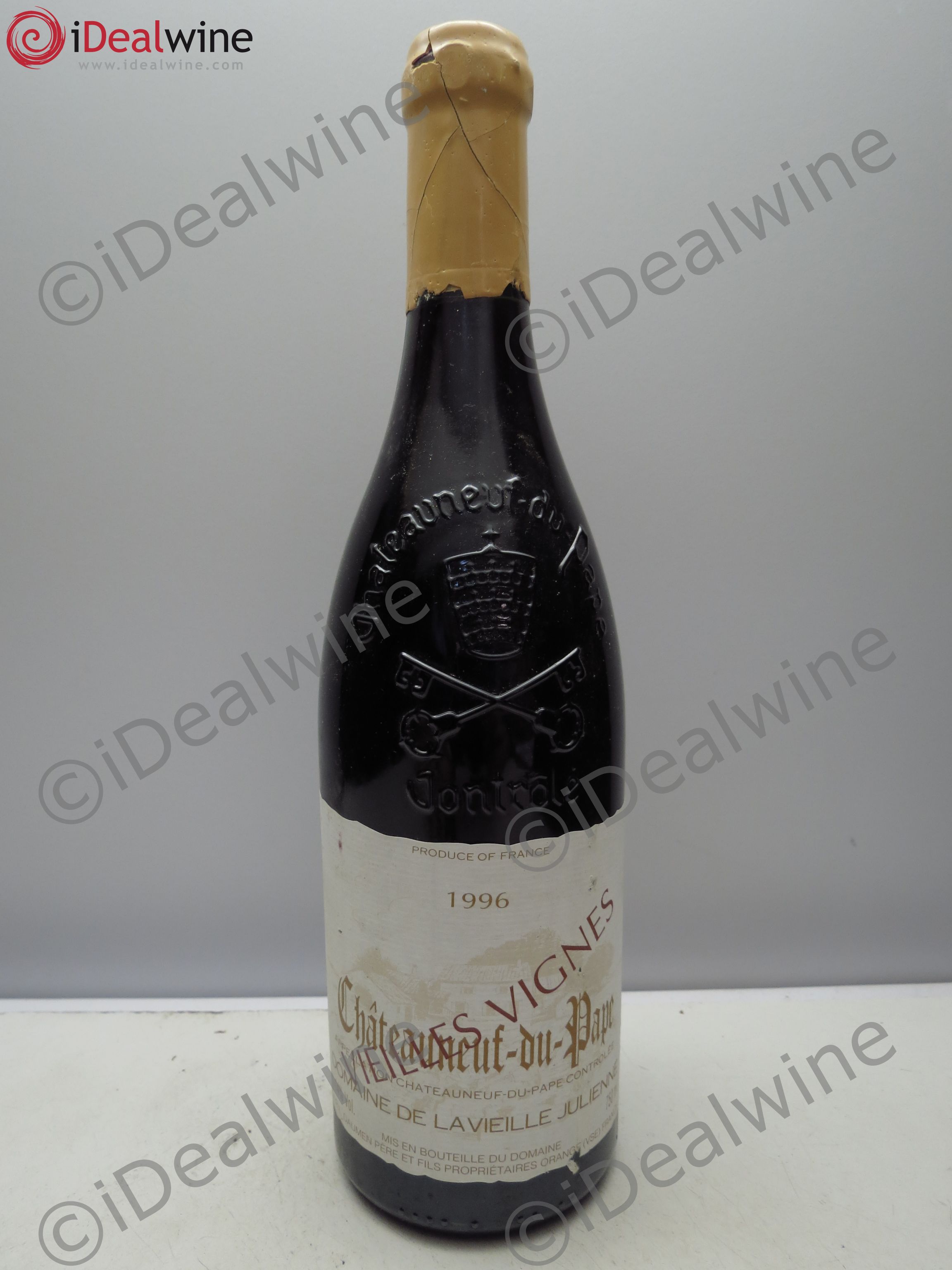 Châteauneuf-du-Pape Vieille Julienne (Domaine de la) Cuvée Vieilles Vignes Jean-Paul Daumen (cire perso, pas domaine) 1996 - Lot de 1 bouteille - 0