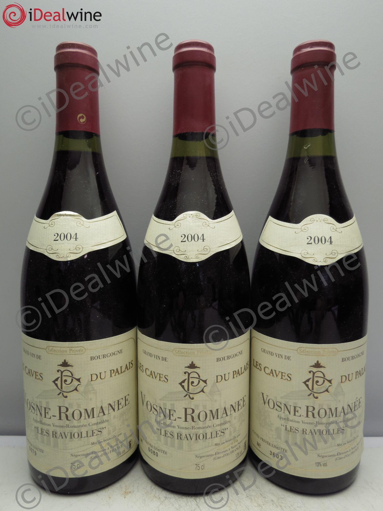 Vosne-Romanée Les Raviolles - Les Caves du Palais 2004 - Posten von 3 Flaschen - 0