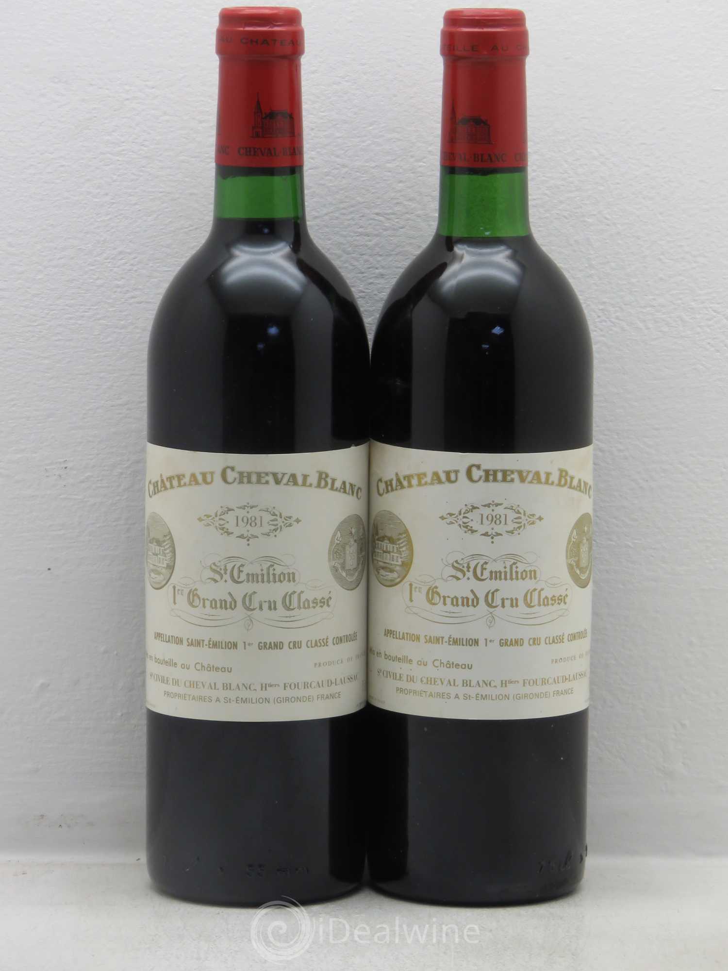 Château Cheval Blanc 1er Grand Cru Classé A 1981 - Lot de 2 bouteilles - 0