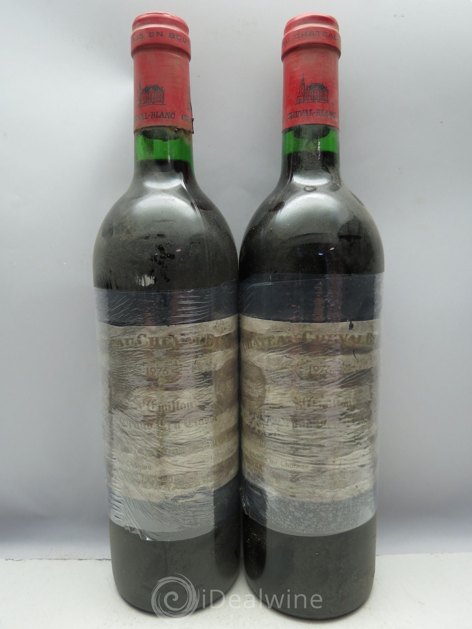 Château Cheval Blanc 1er Grand Cru Classé A (CB sans couvercle) 1976 - Lot de 12 bouteilles - 0