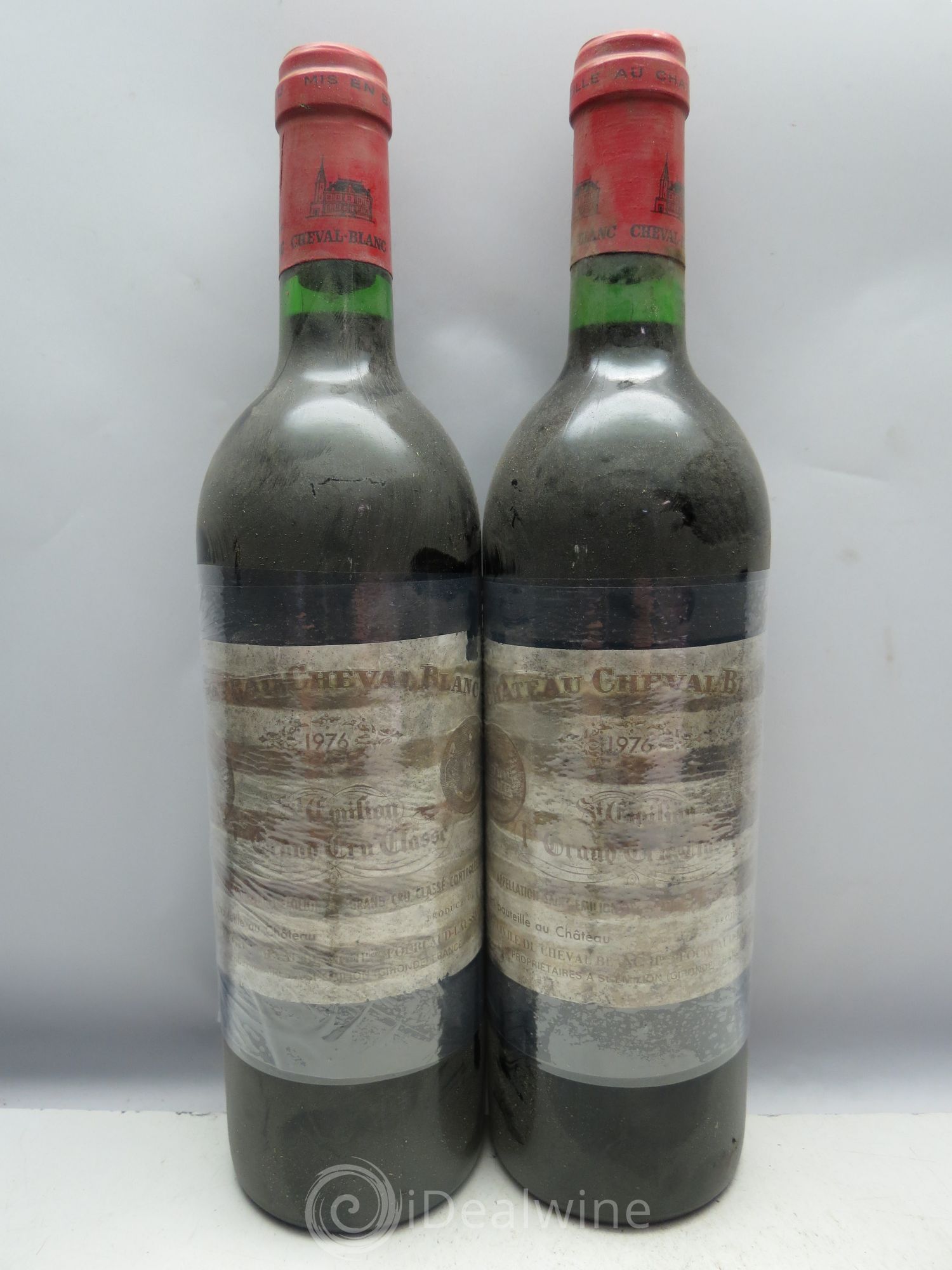 Château Cheval Blanc 1er Grand Cru Classé A (CB sans couvercle) 1976 - Lot de 12 bouteilles - 2