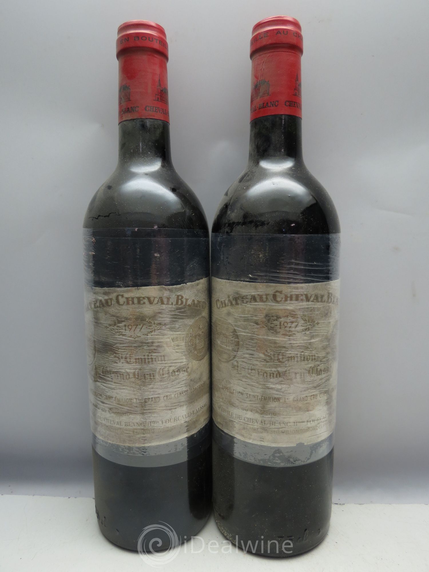Château Cheval Blanc 1er Grand Cru Classé A (CB sans couvercle) 1977 - Lot de 12 bouteilles - 2