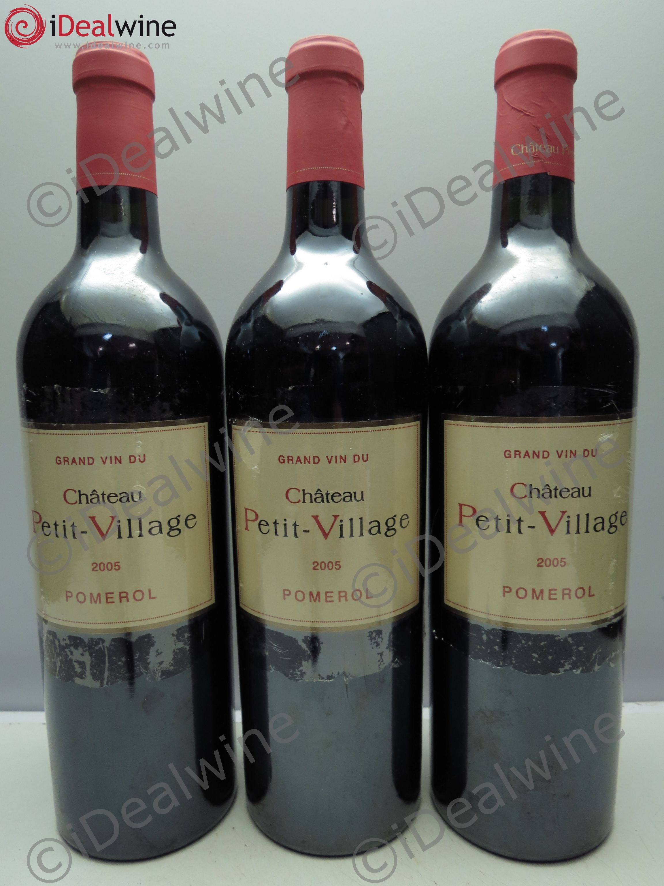 Château Petit Village 2005 - Lot de 3 bouteilles - 0