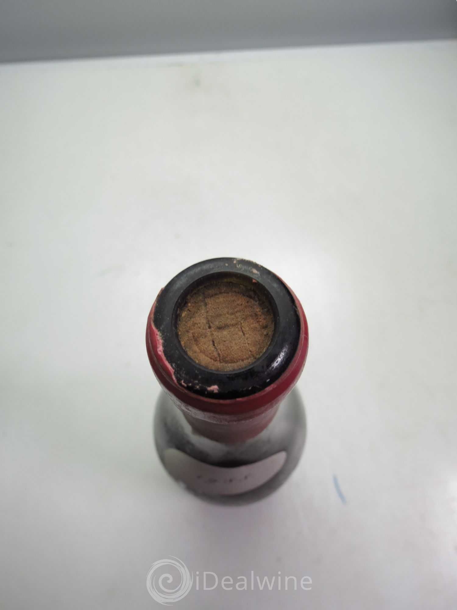 Nuits-Saint-Georges 1er Cru Aux Boudots Leroy (Domaine) cire cassée, bouchon apparent 1988 - Lot de 1 bouteille - 1