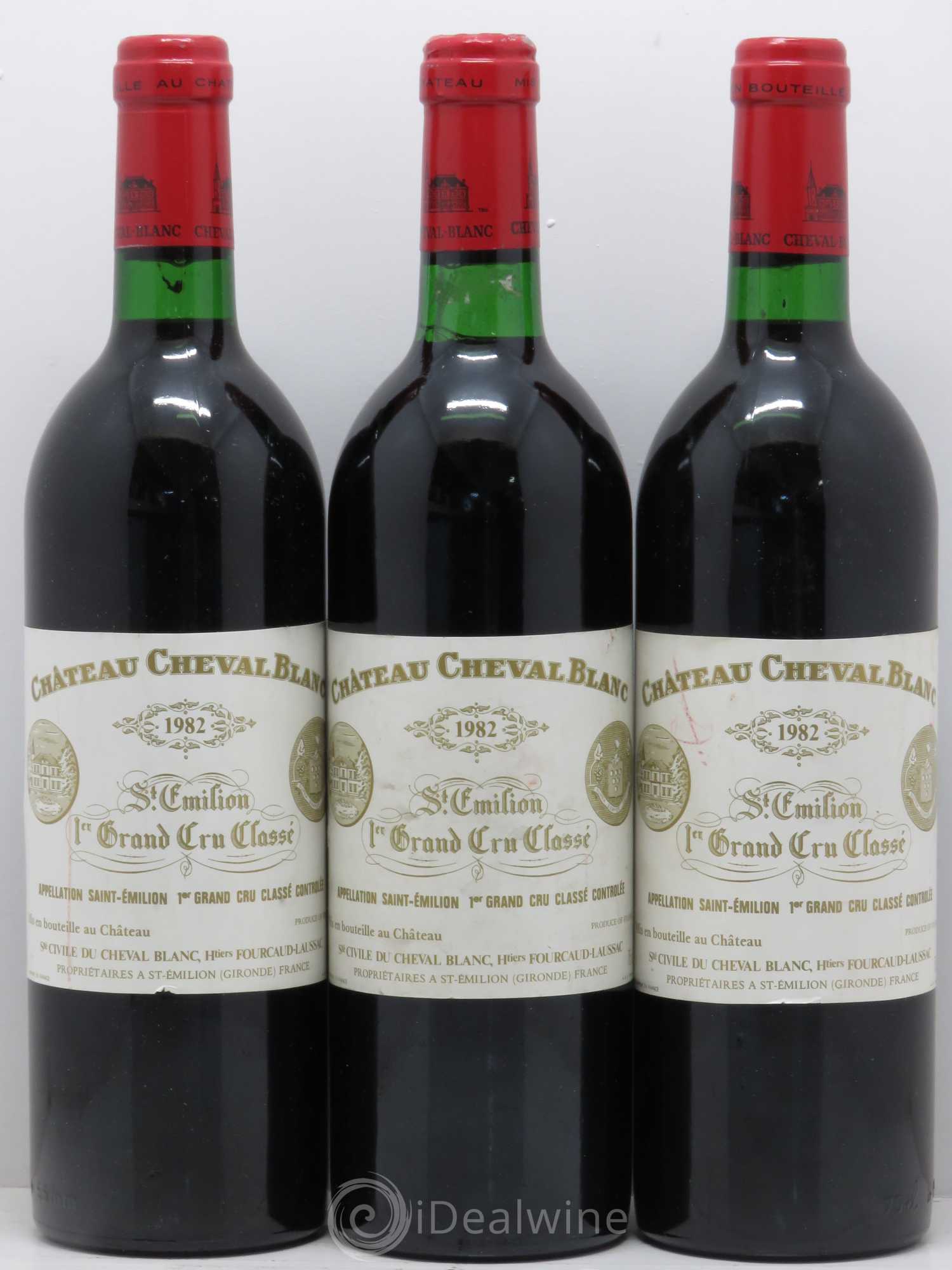 Château Cheval Blanc 1er Grand Cru Classé A 1982 - Lot de 3 bouteilles - 0