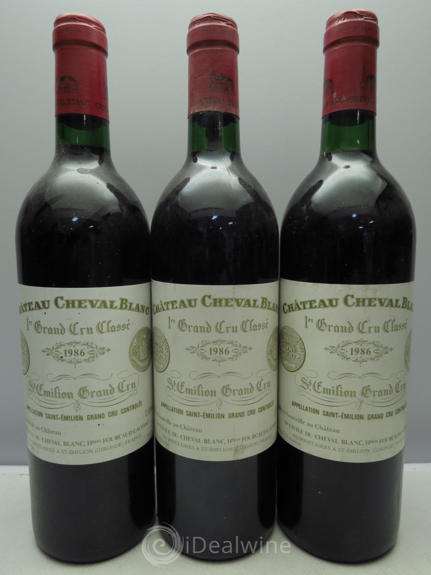 Château Cheval Blanc 1er Grand Cru Classé A 1986 - Lot de 3 bouteilles - 0