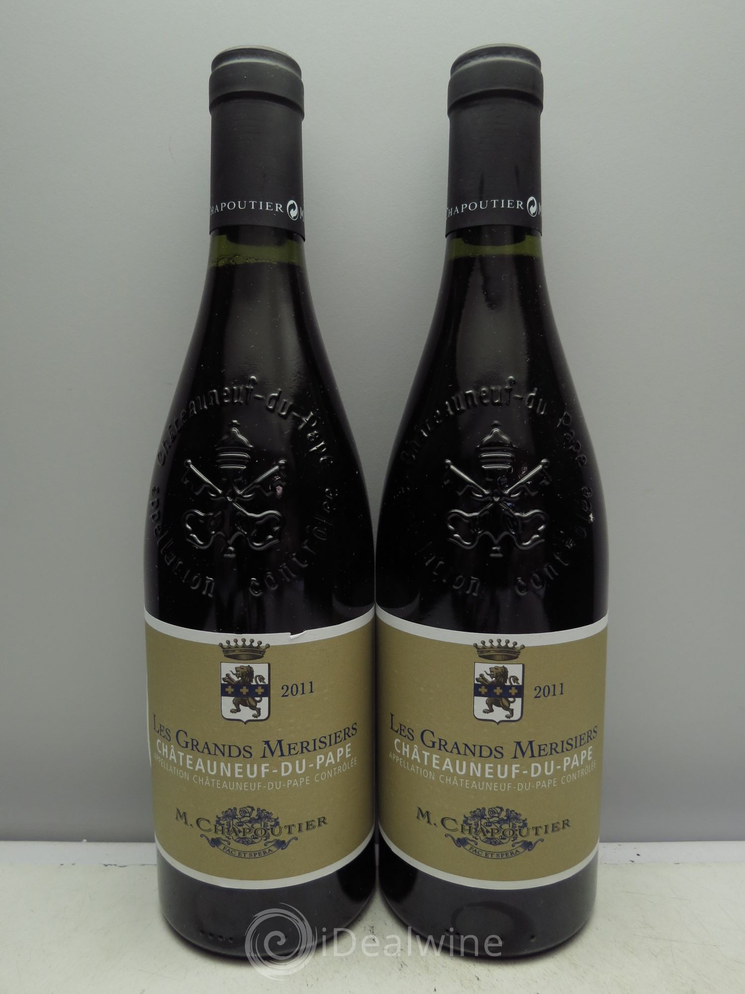 Châteauneuf-du-Pape Les Grands Merisiers 2011 - Posten von 2 Flaschen - 0