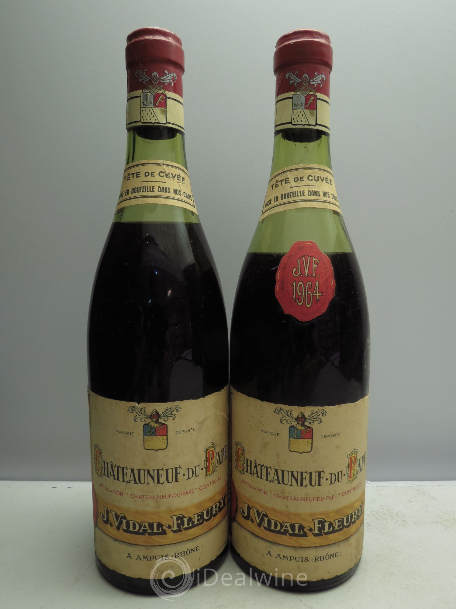 Châteauneuf-du-Pape Tête de Cuvée (1 caps.abimée) 1964 - Posten von 2 Flaschen - 0
