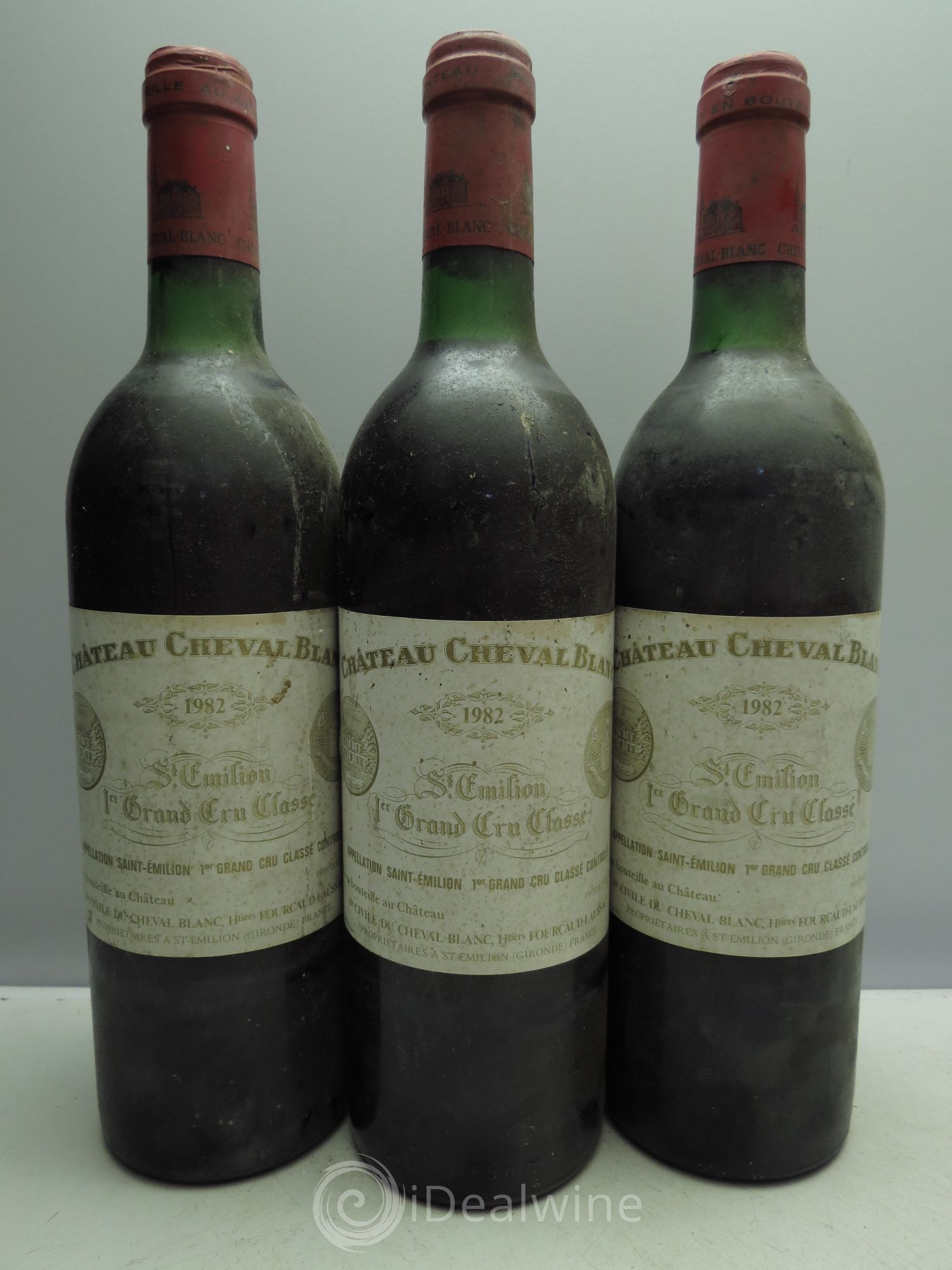Château Cheval Blanc 1er Grand Cru Classé A 1982 - Lot de 3 bouteilles - 0