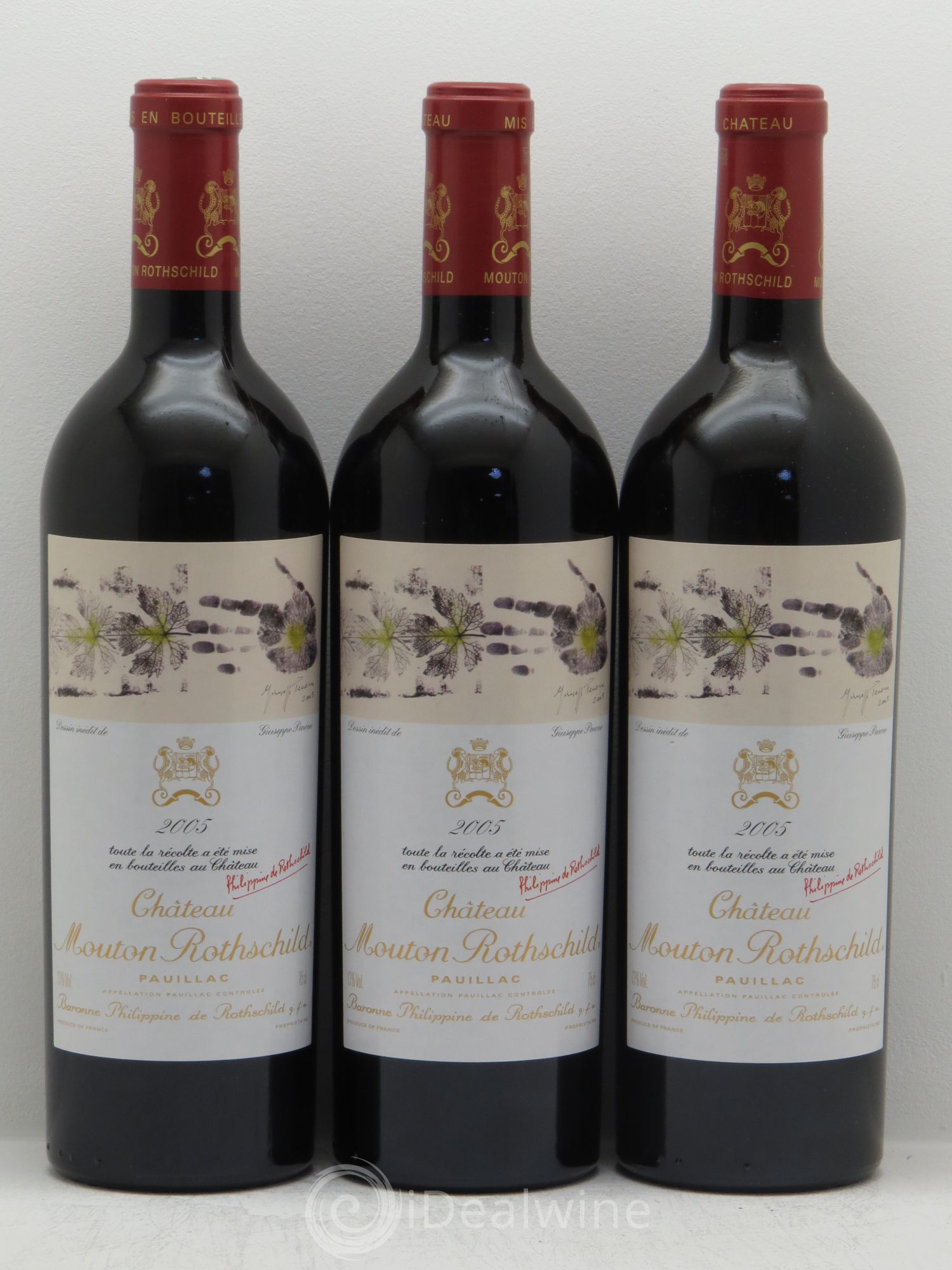 Château Mouton Rothschild 1er Grand Cru Classé 2005 - Lot de 3 bouteilles - 0