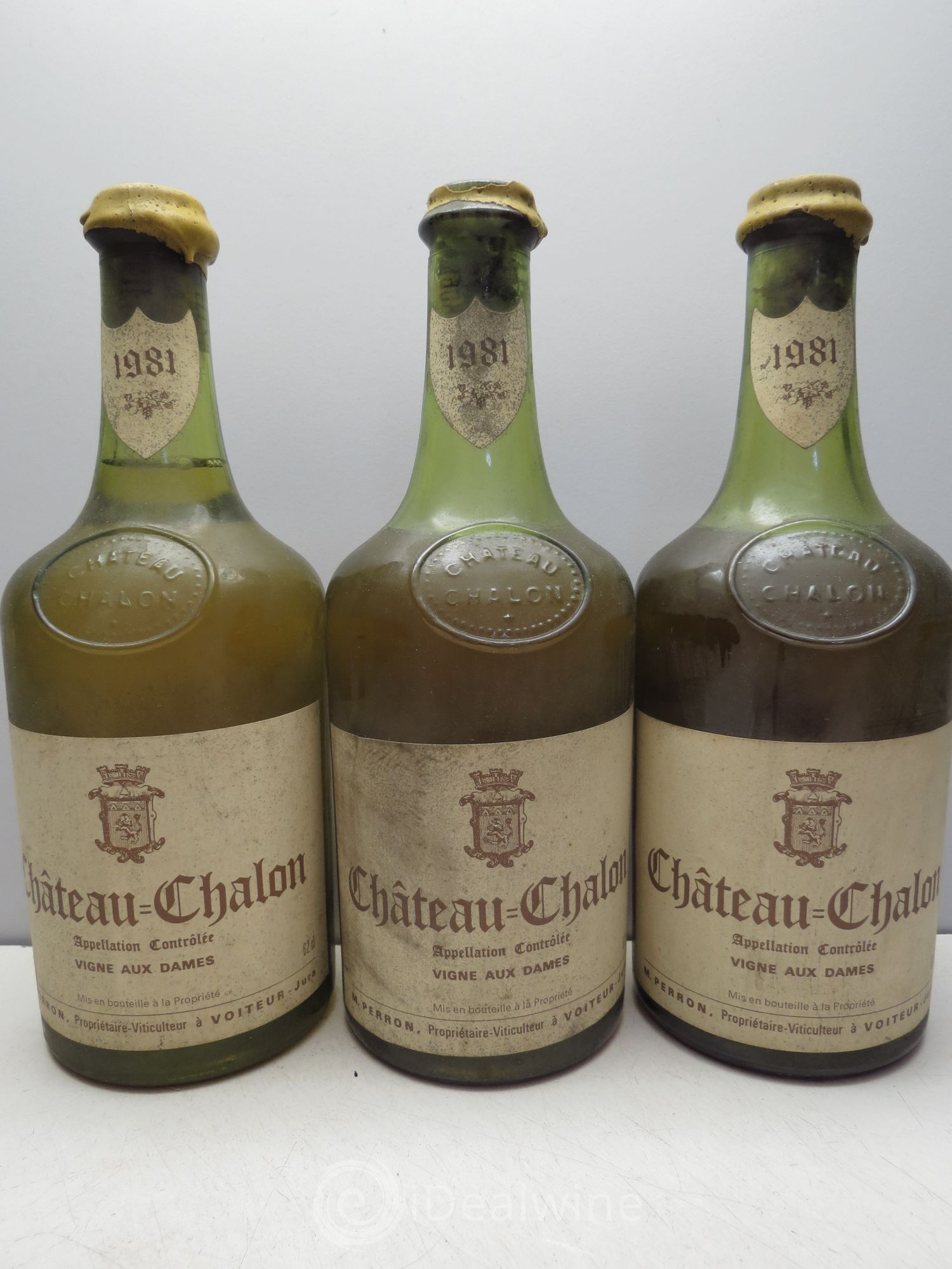 Château-Chalon Vigne aux Dames M.Perron 1981 - Posten von 3 Flaschen - 0