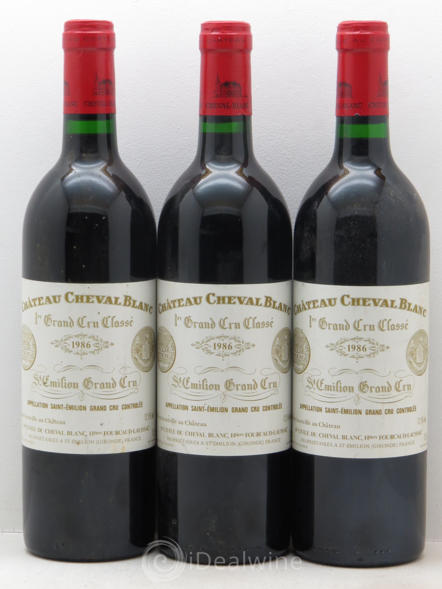 Château Cheval Blanc 1er Grand Cru Classé A 1986 - Lot de 3 bouteilles - 0