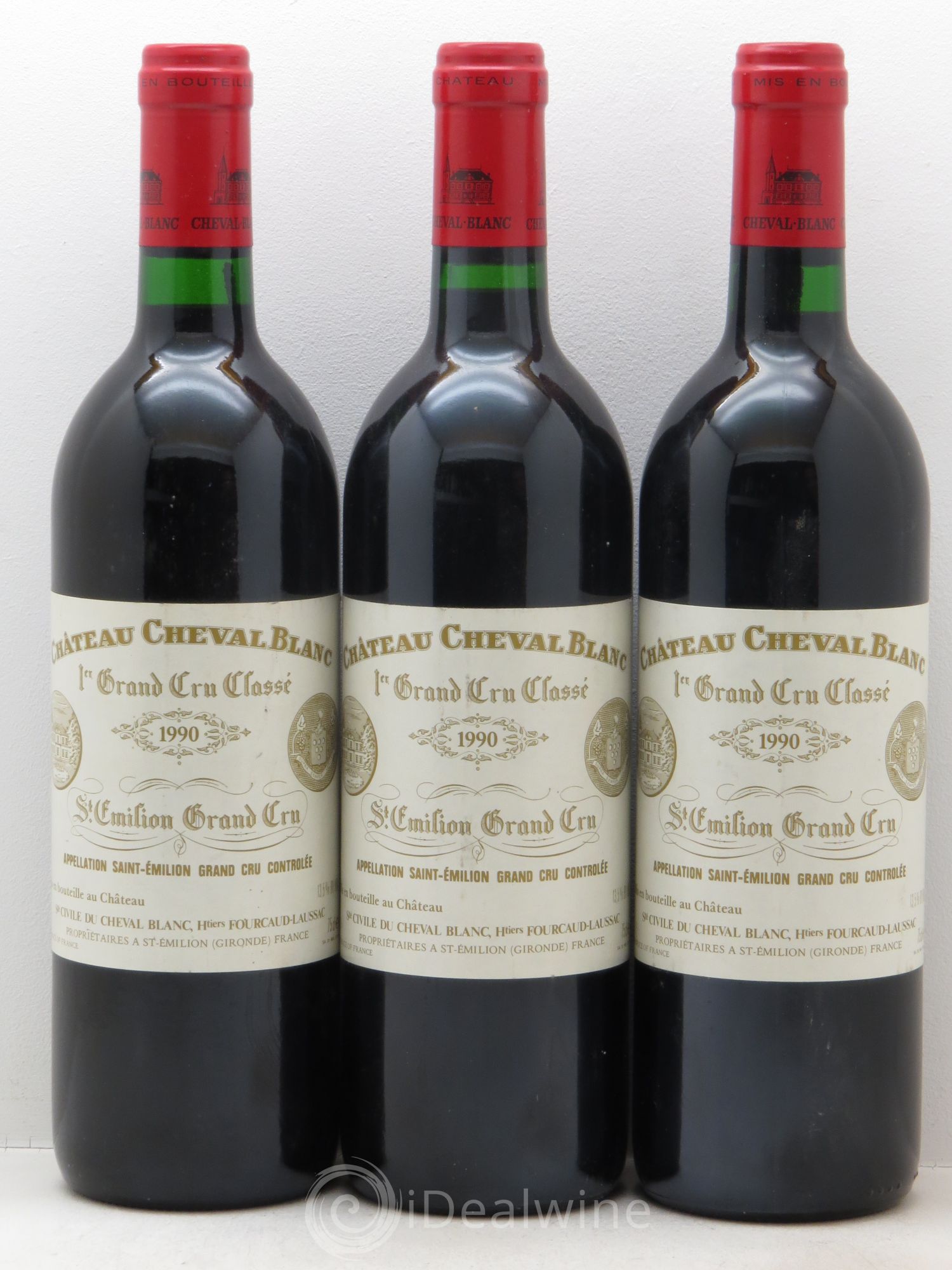 Château Cheval Blanc 1er Grand Cru Classé A 1990 - Lot de 3 bouteilles - 0