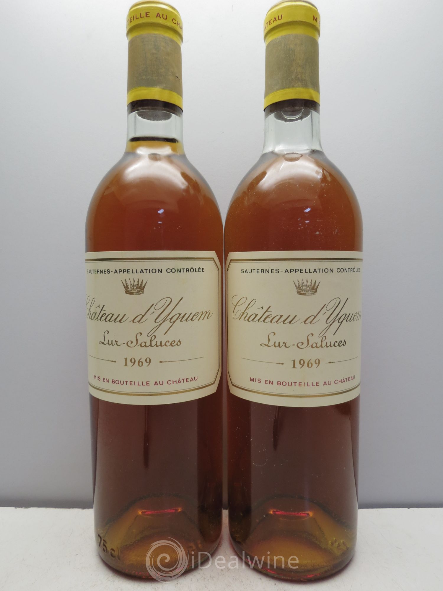 Château d' Yquem 1er Cru Classé Supérieur 1969 - Lotto di 2 bottiglie - 0