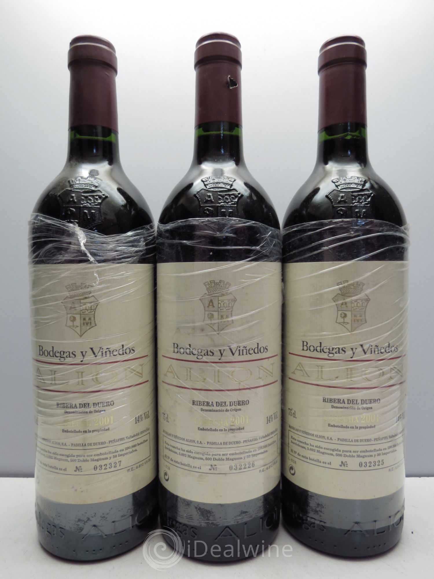 Ribera Del Duero DO Vega Sicilia Alion Famille Alvarez 2001 - Lot de 3 bouteilles - 0
