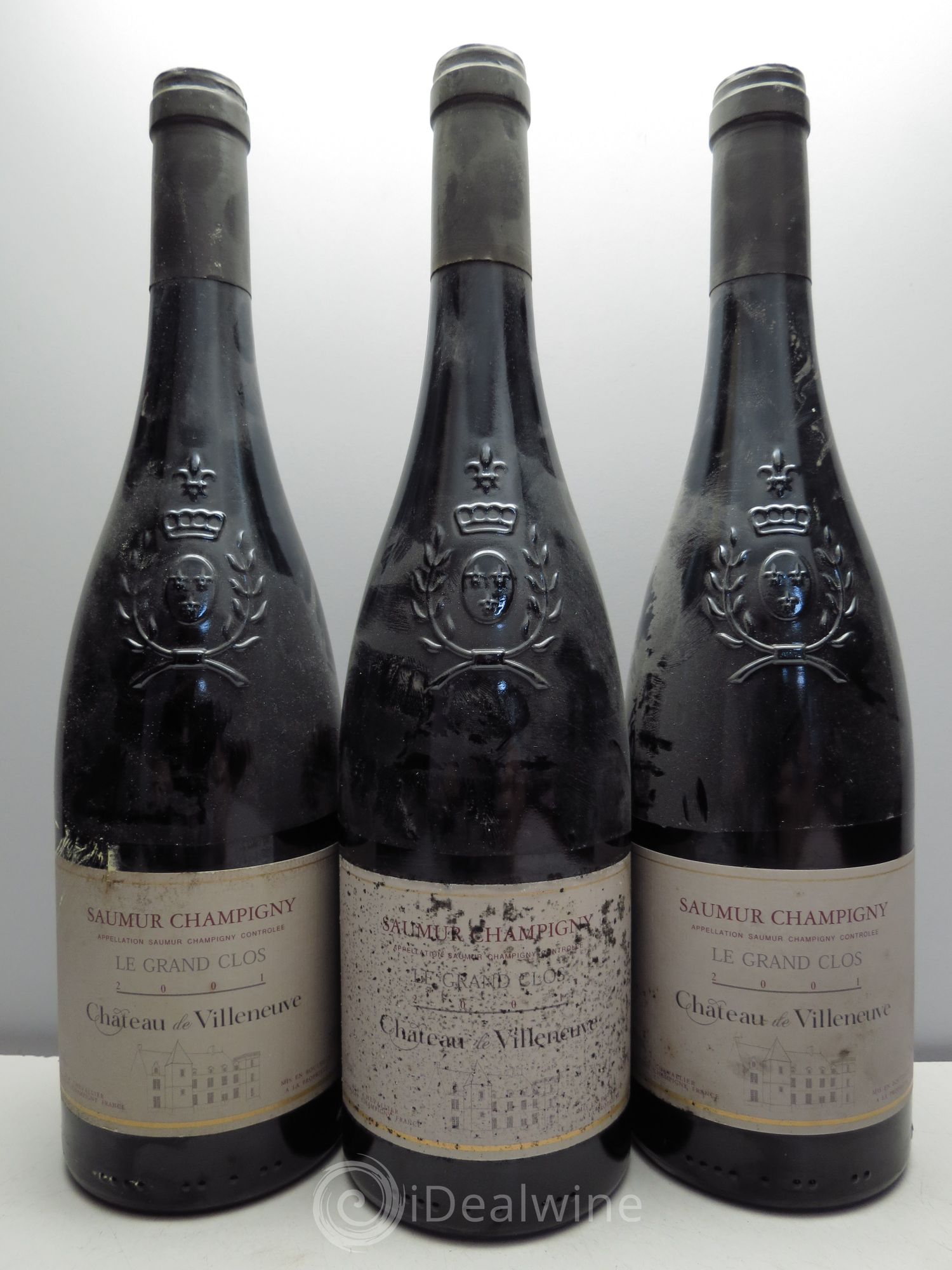 Saumur-Champigny Le Grand Clos Château de Villeneuve 2001 - Posten von 3 Flaschen - 0