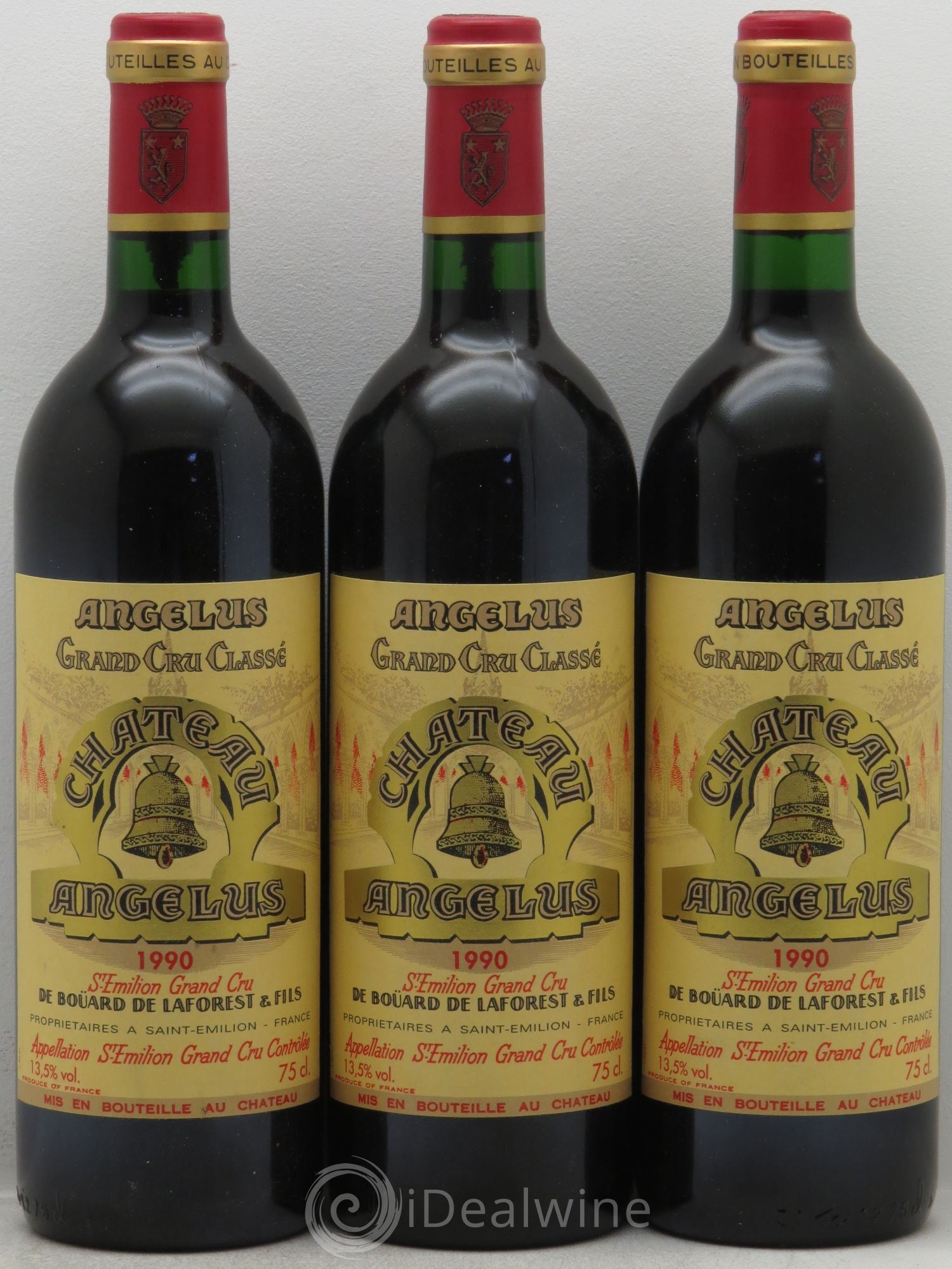 Château Angélus 1er Grand Cru Classé A 1990 - Lot de 3 bouteilles - 0