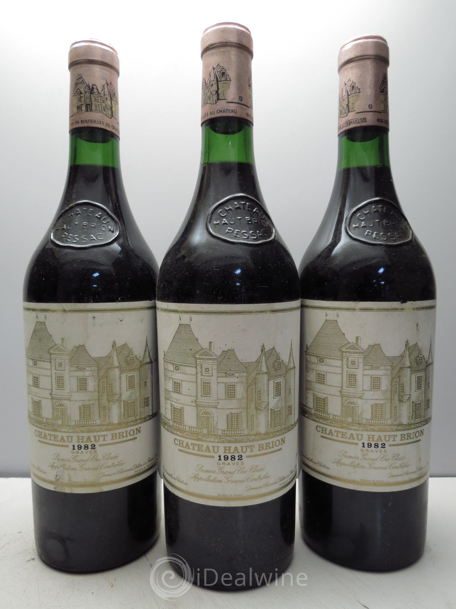 Château Haut Brion 1er Grand Cru Classé 1982 - Lot de 3 bouteilles - 0