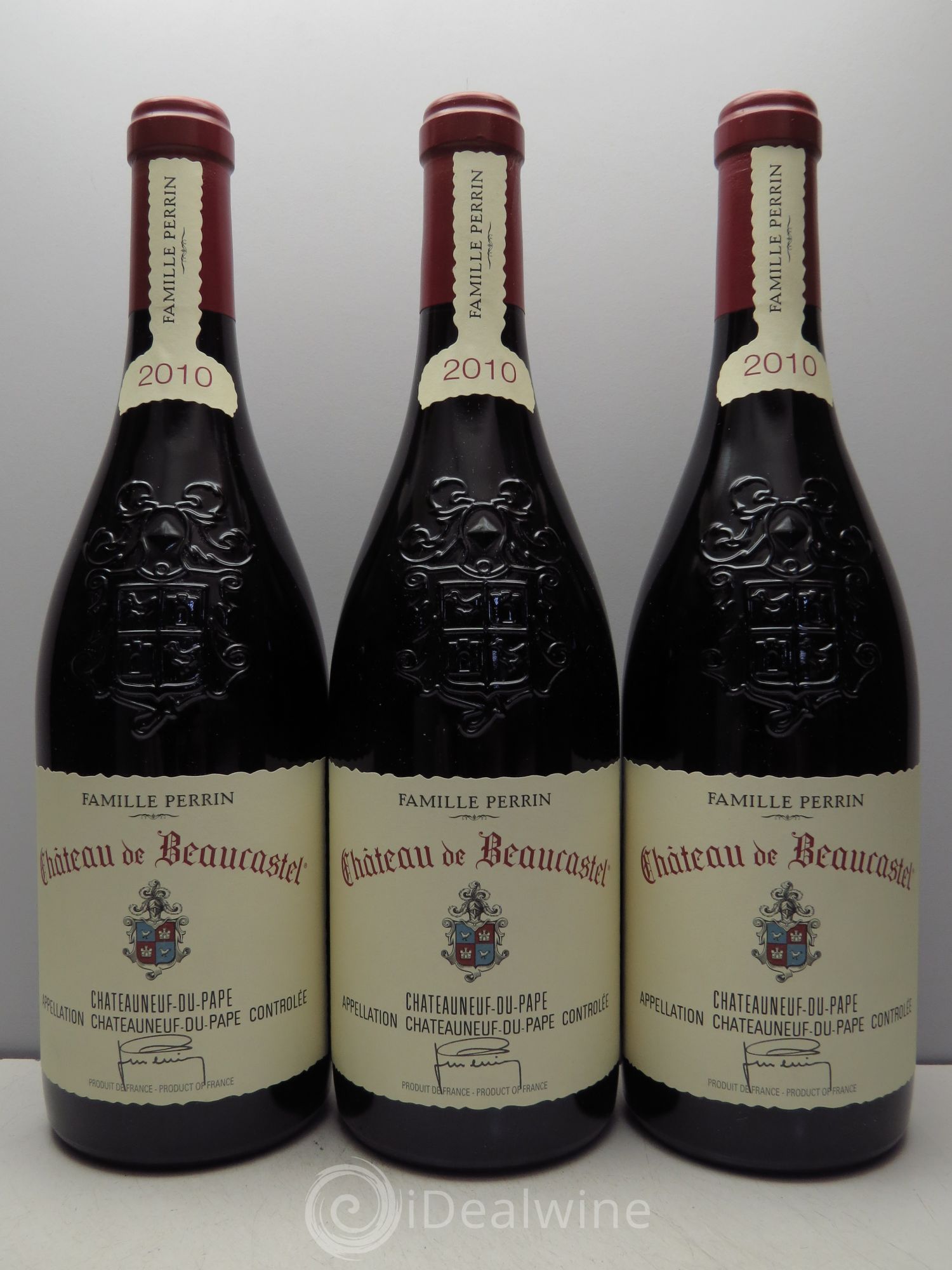Châteauneuf-du-Pape Château de Beaucastel Famille Perrin 2010 - Lot de 3 bouteilles - 0