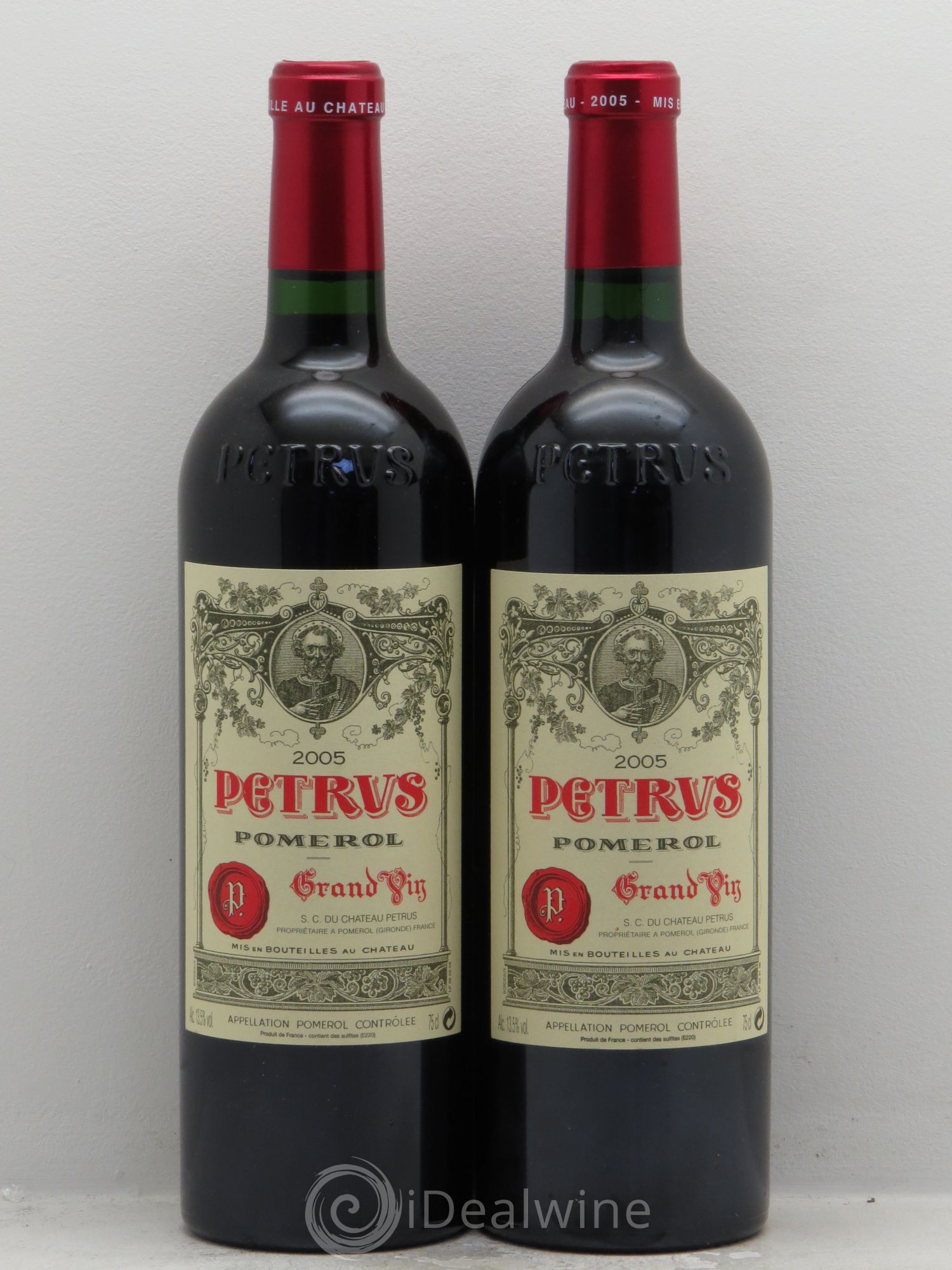 Petrus 2005 - Lot de 2 bouteilles - 0